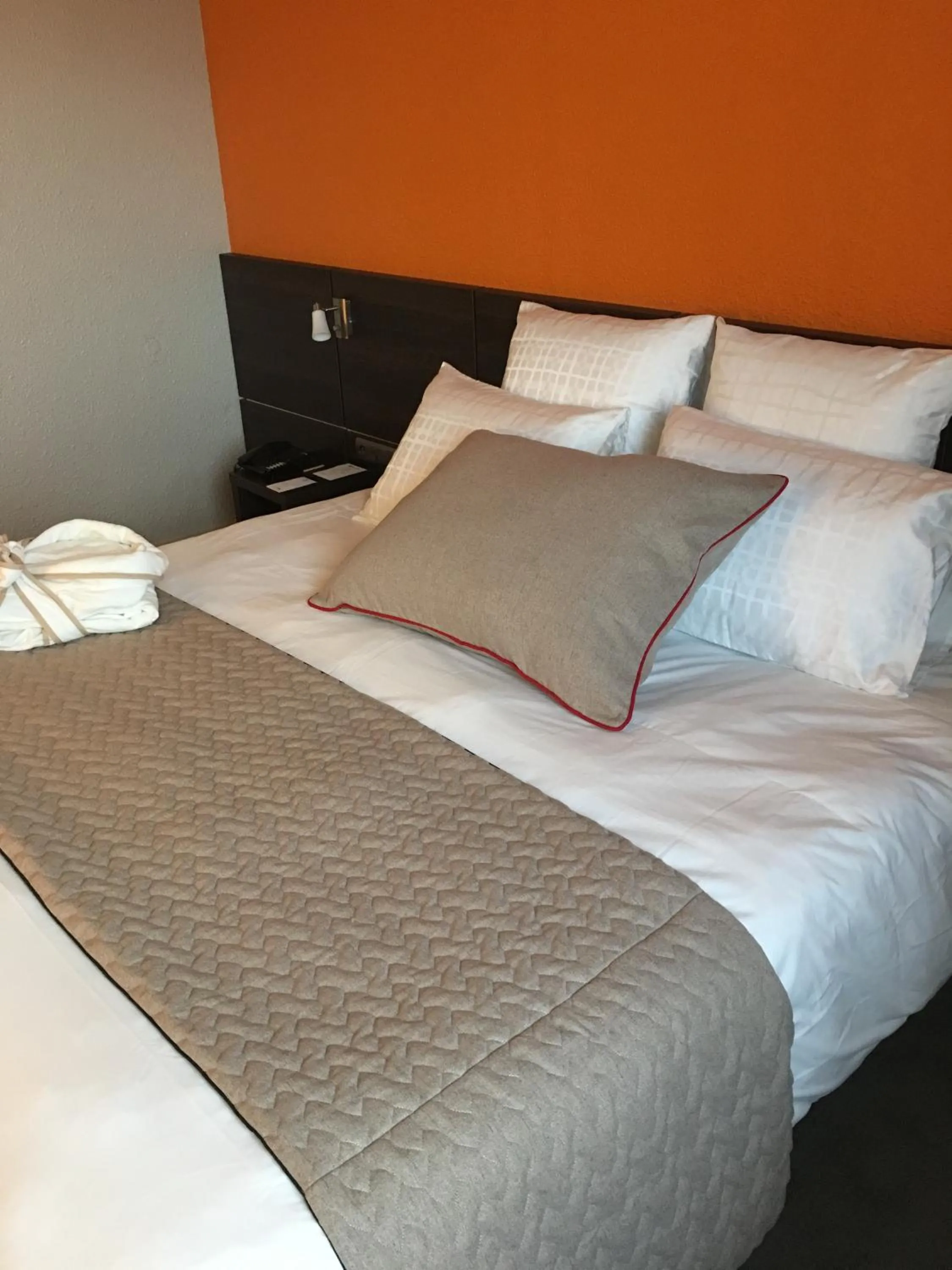 Bedroom, Bed in Best Western Alexander Park Chambéry