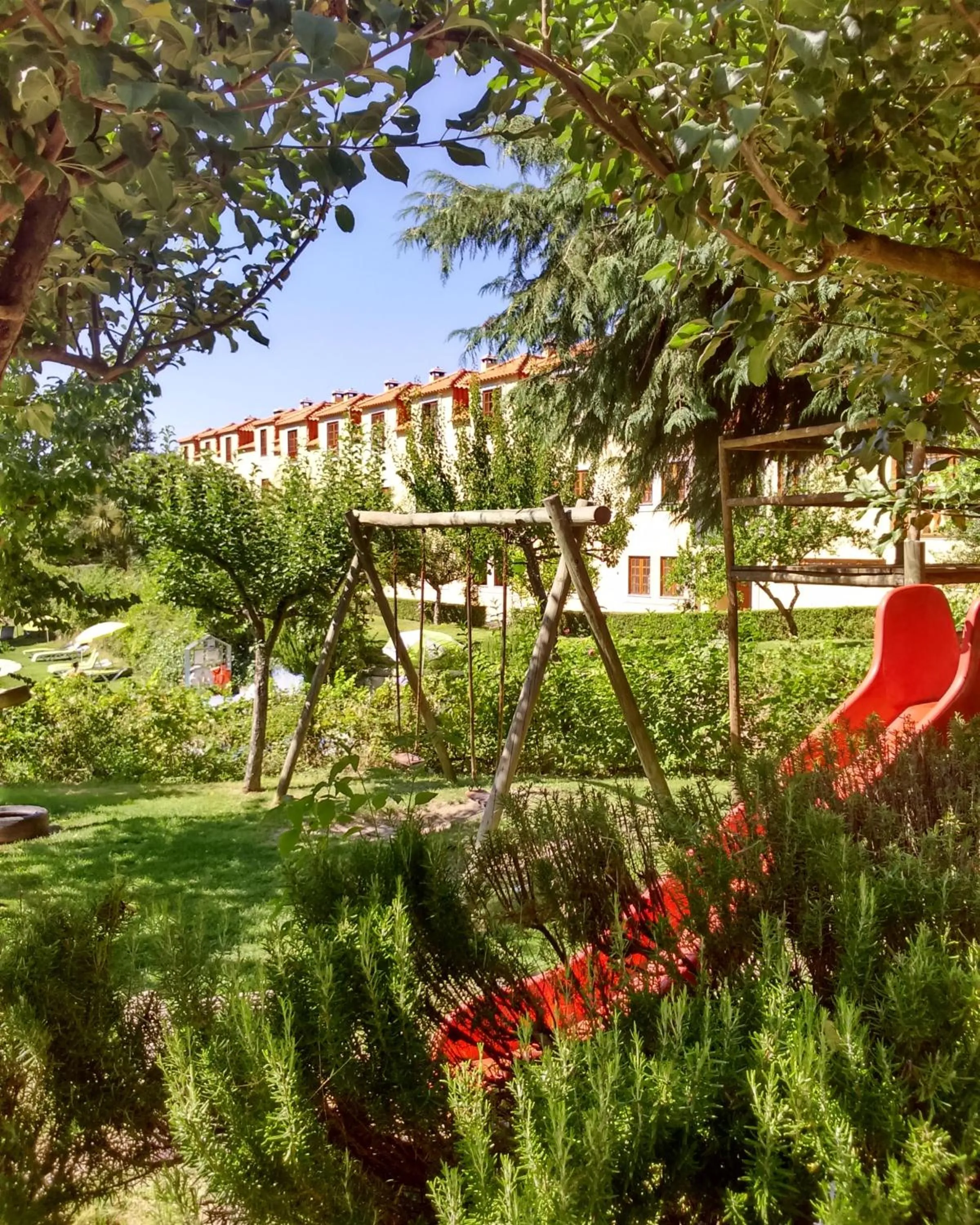 Day in Quinta Do Crestelo Aparthotel