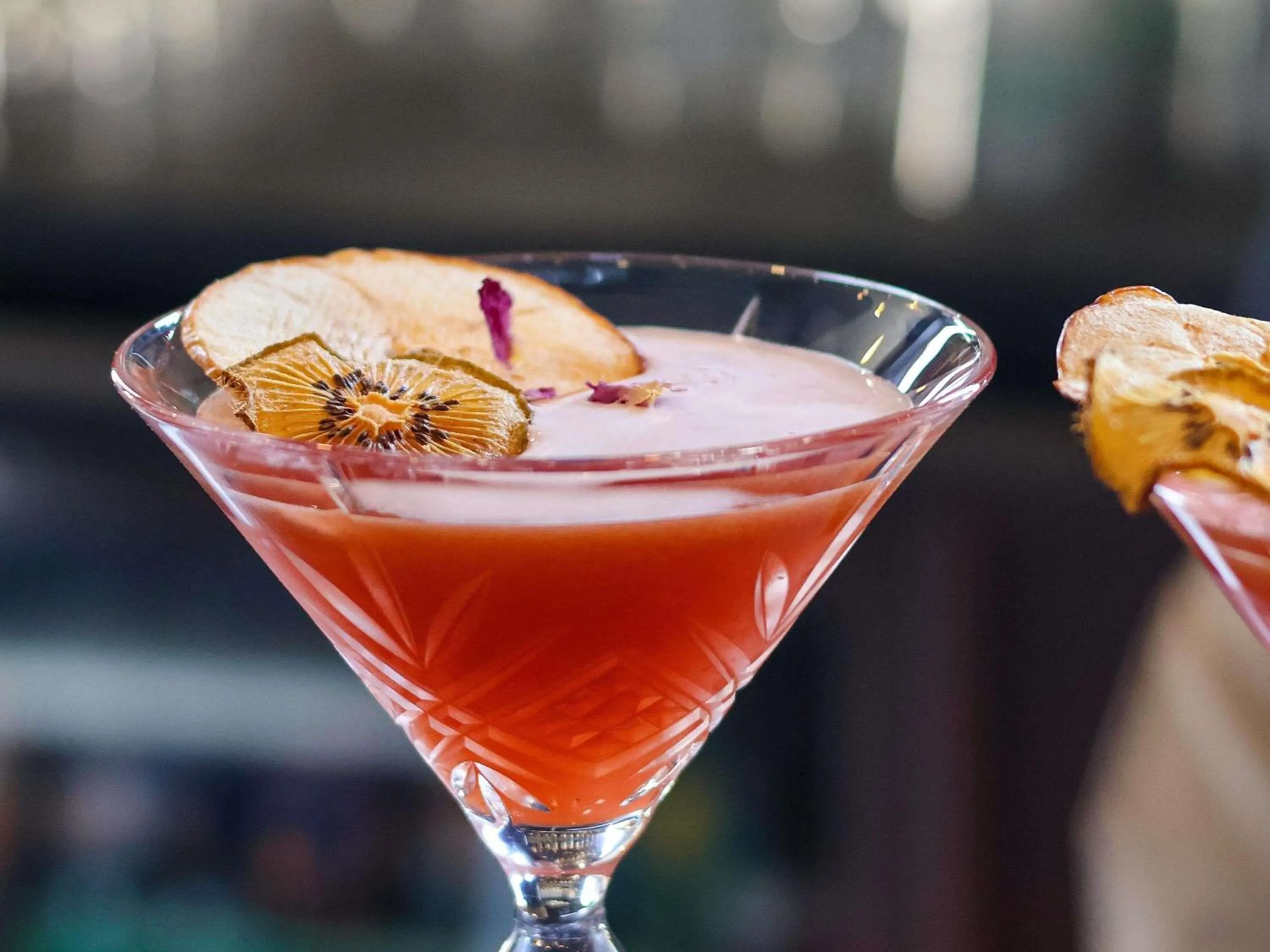 Lounge or bar in Hôtel Mercure Rochefort La Corderie Royale