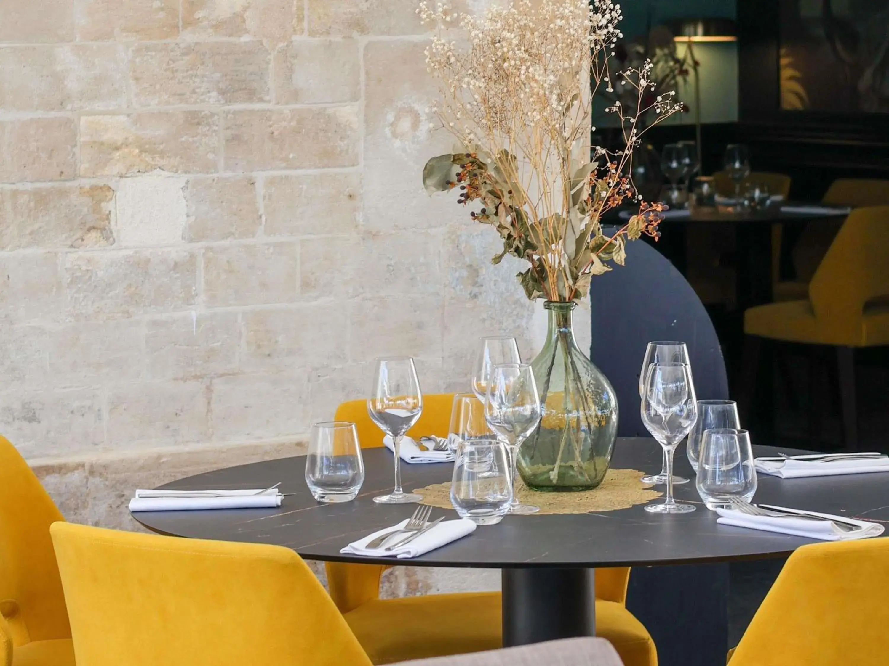 Property building in Hôtel Mercure Rochefort La Corderie Royale Property building in Hôtel Mercure Rochefort La Corderie Royale