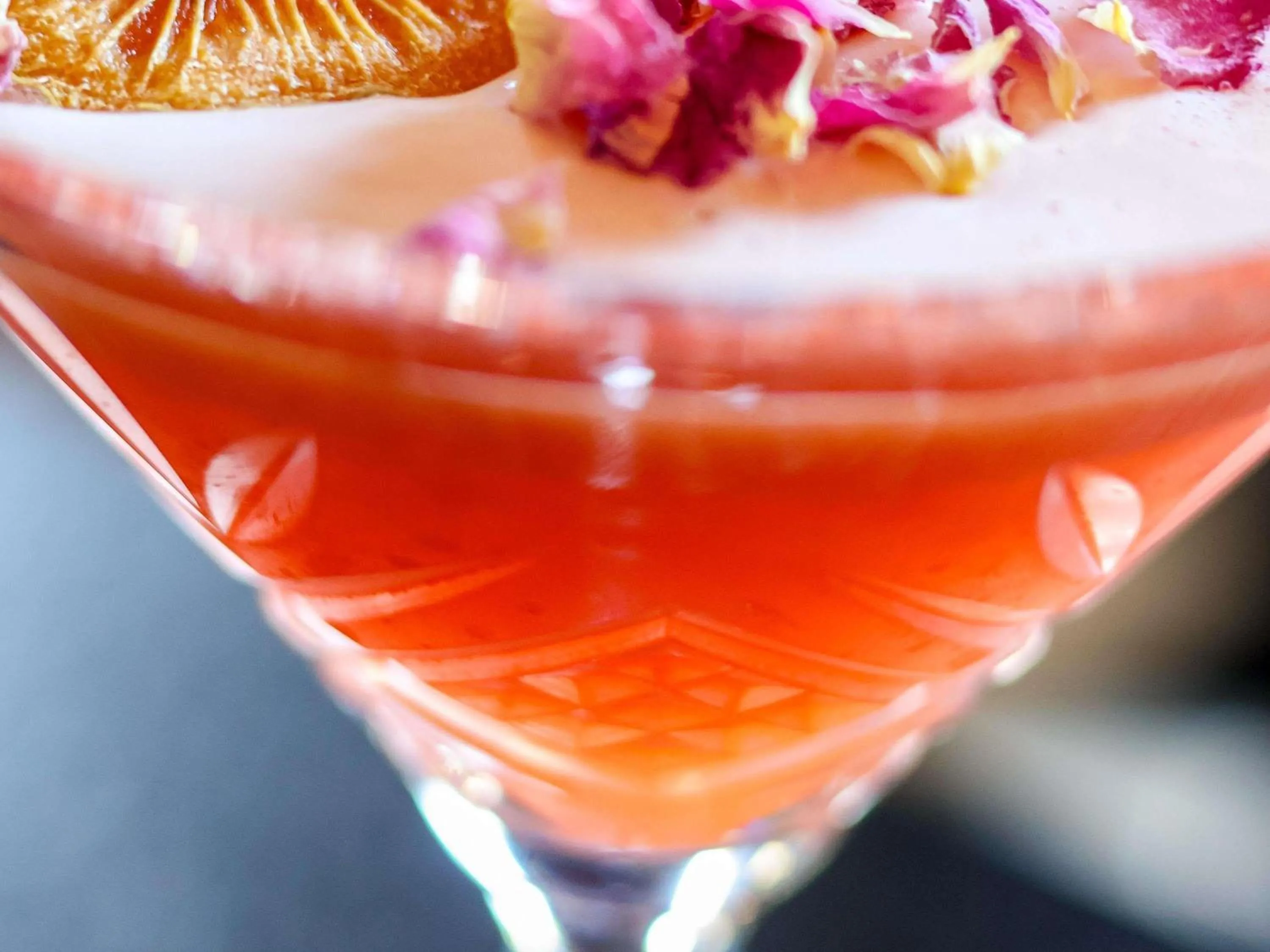 Lounge or bar in Hôtel Mercure Rochefort La Corderie Royale