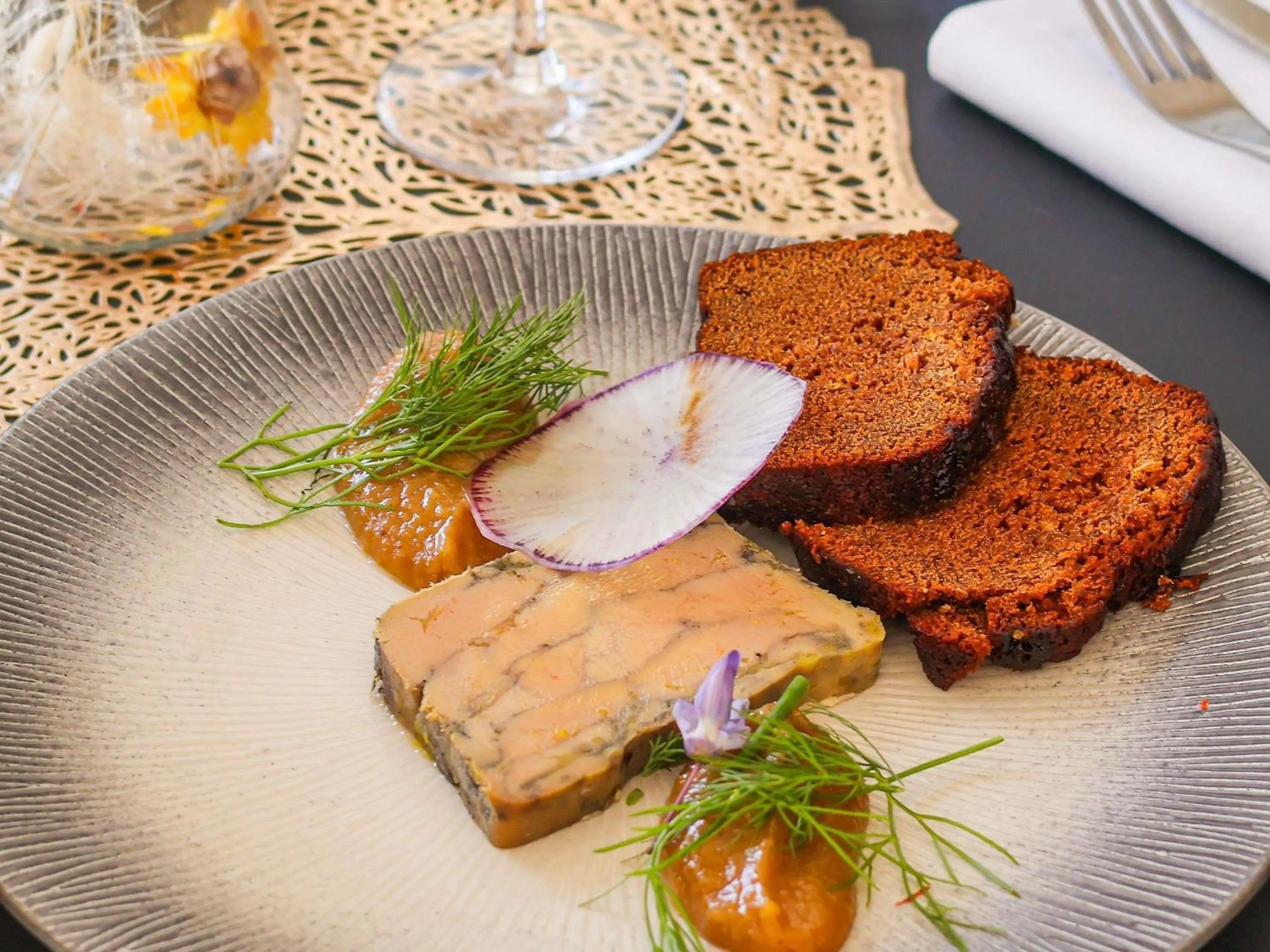 Restaurant/places to eat in Hôtel Mercure Rochefort La Corderie Royale