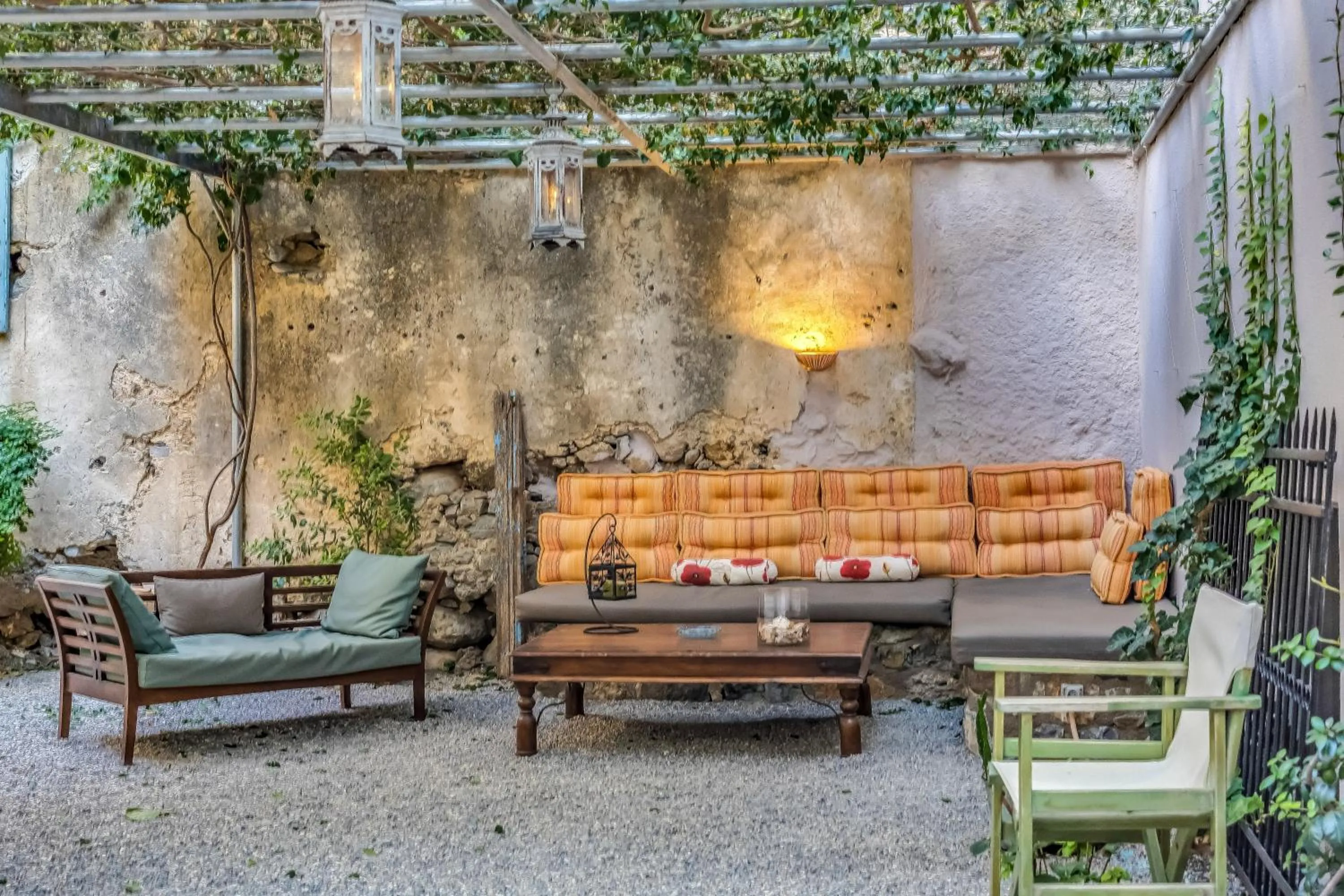 Garden in Sofia's Lovely Rooms