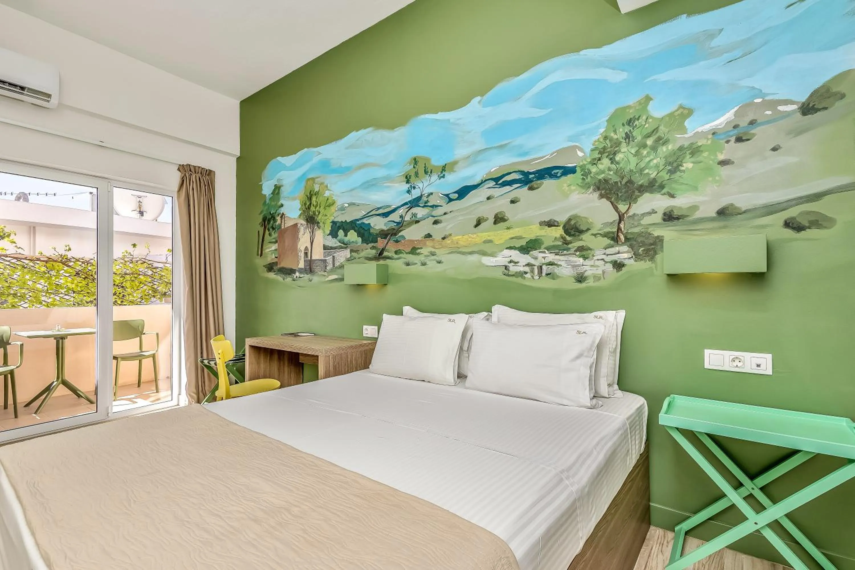 Bed in Sofia's Lovely Rooms