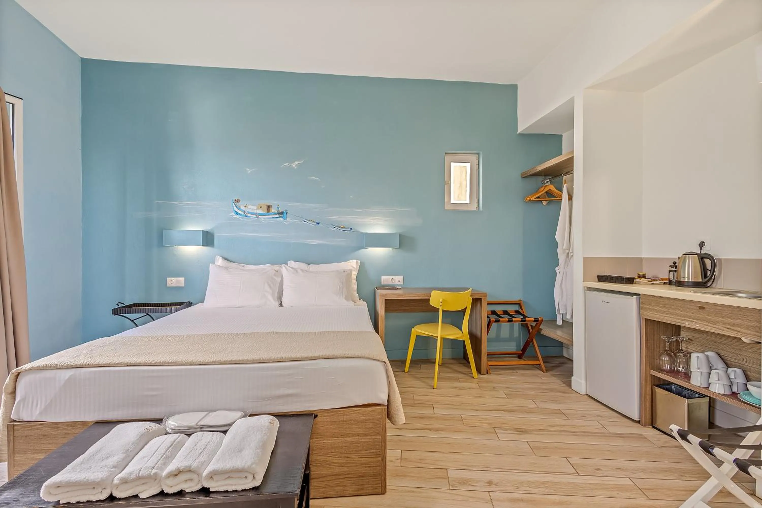 Kitchen or kitchenette, Bed in Sofia's Lovely Rooms