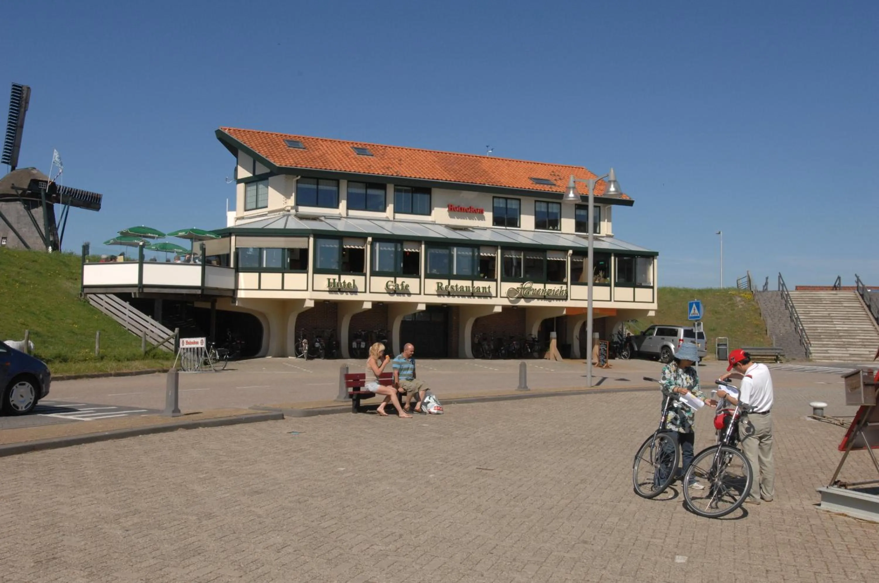Property building in Hotel Havenzicht Texel