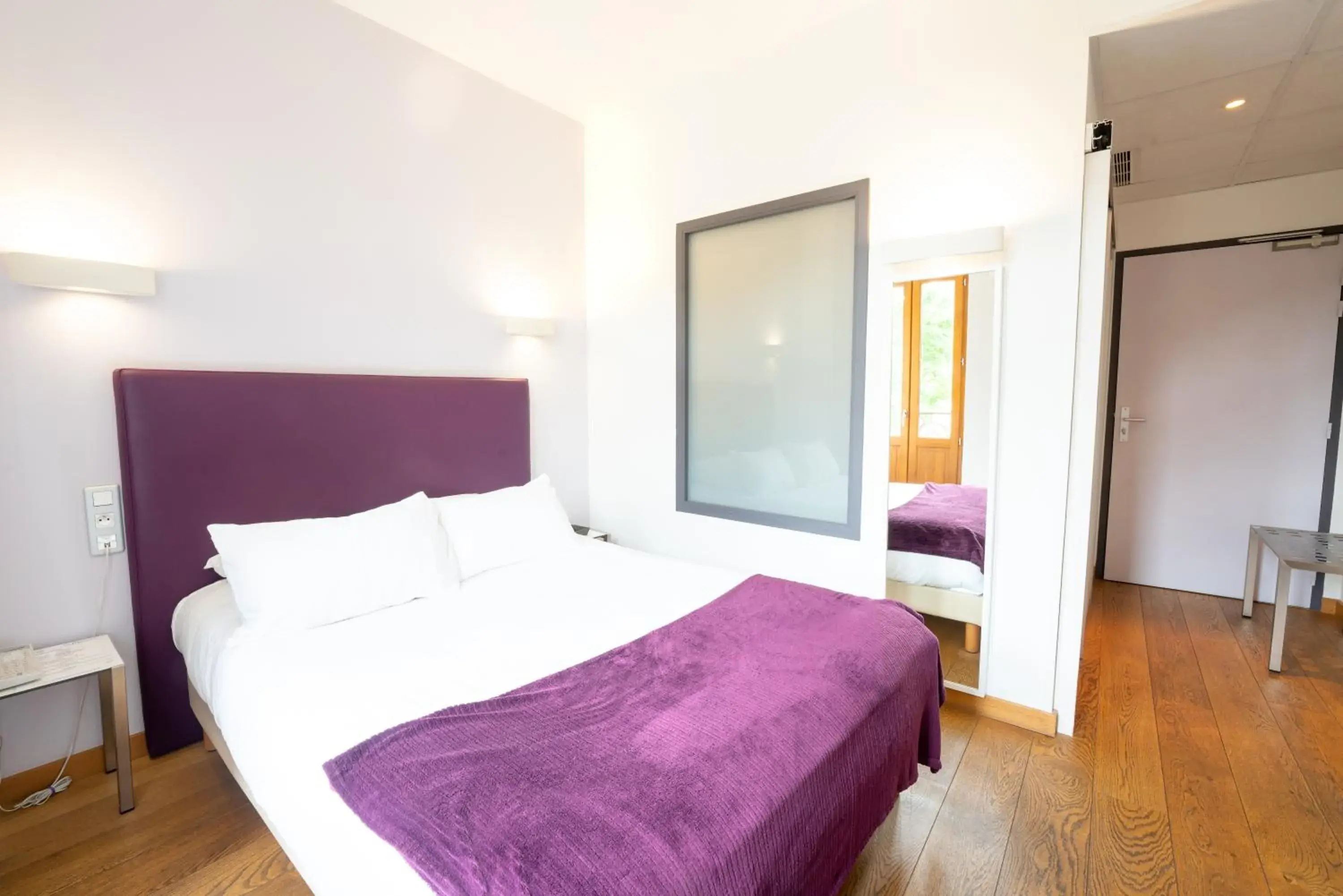 Bed in Le Manoir d'Agnès Logis hôtel restaurant Bed in Le Manoir d'Agnès Logis hôtel restaurant