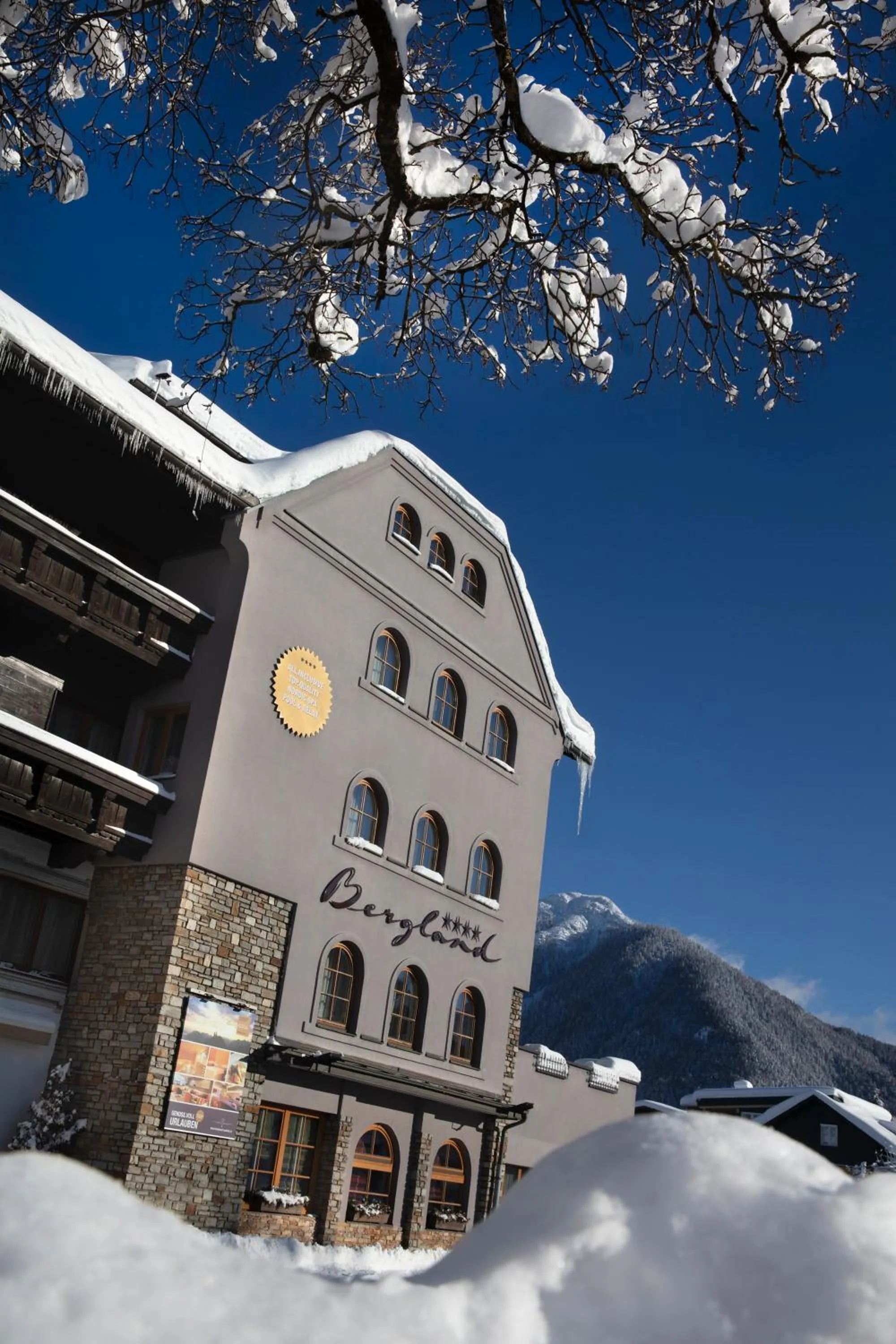 Facade/entrance in Hotel Bergland All Inclusive Top Quality