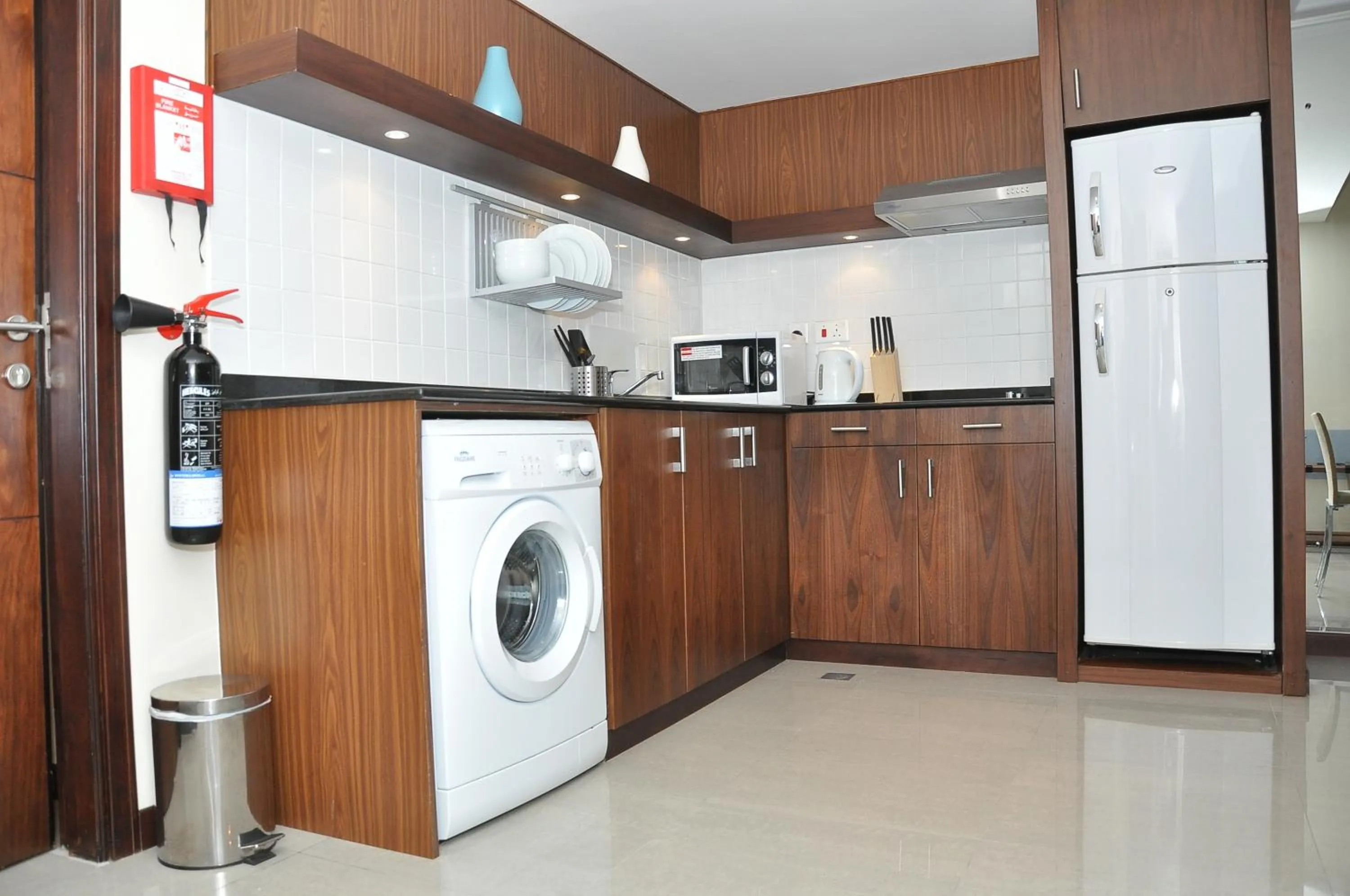 Kitchen or kitchenette in Phoenix Plaza Hotel Apartments