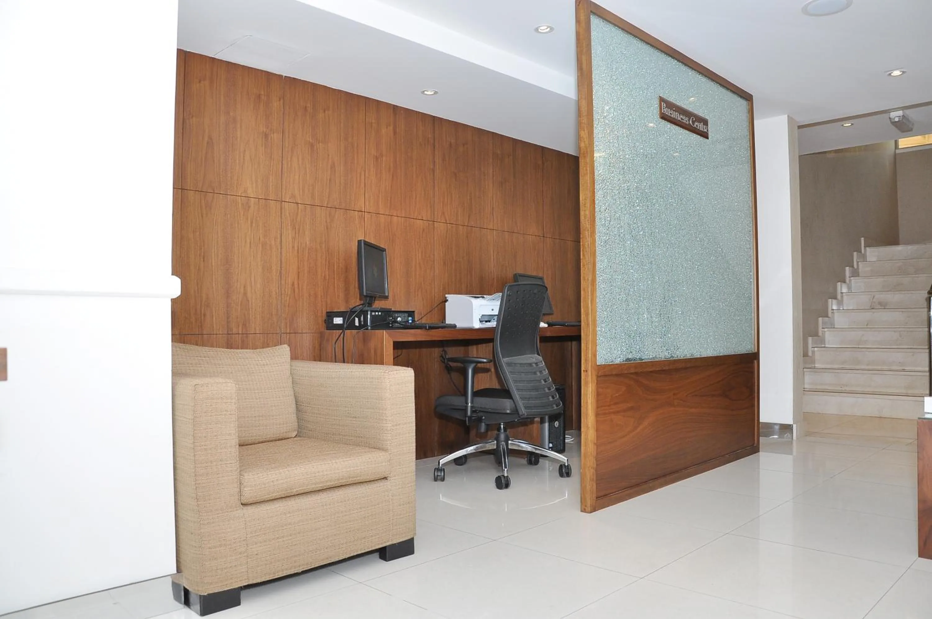 Lobby or reception in Phoenix Plaza Hotel Apartments