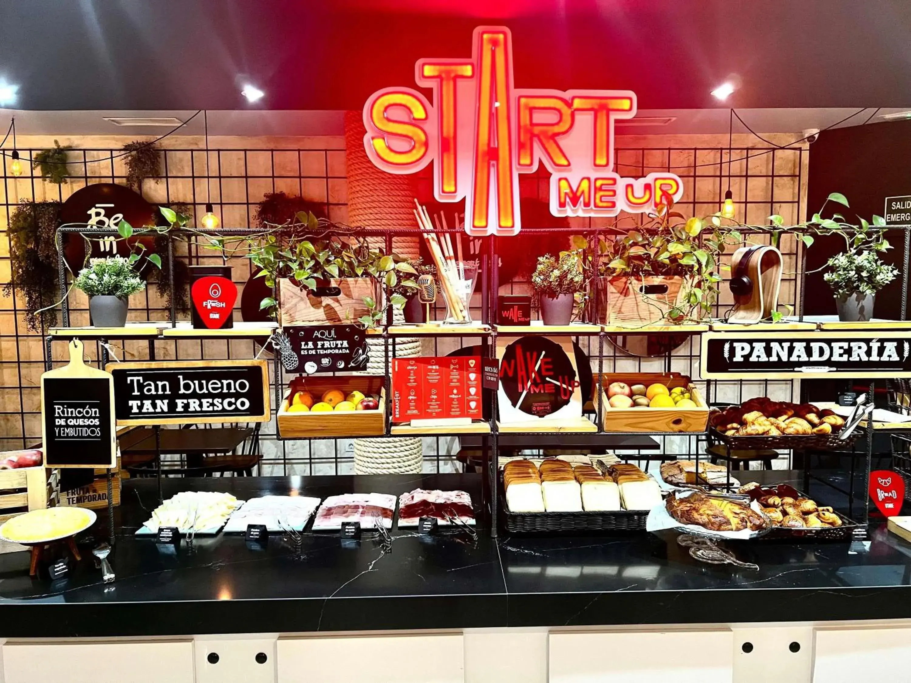 Breakfast in Ibis Oviedo Breakfast in Ibis Oviedo