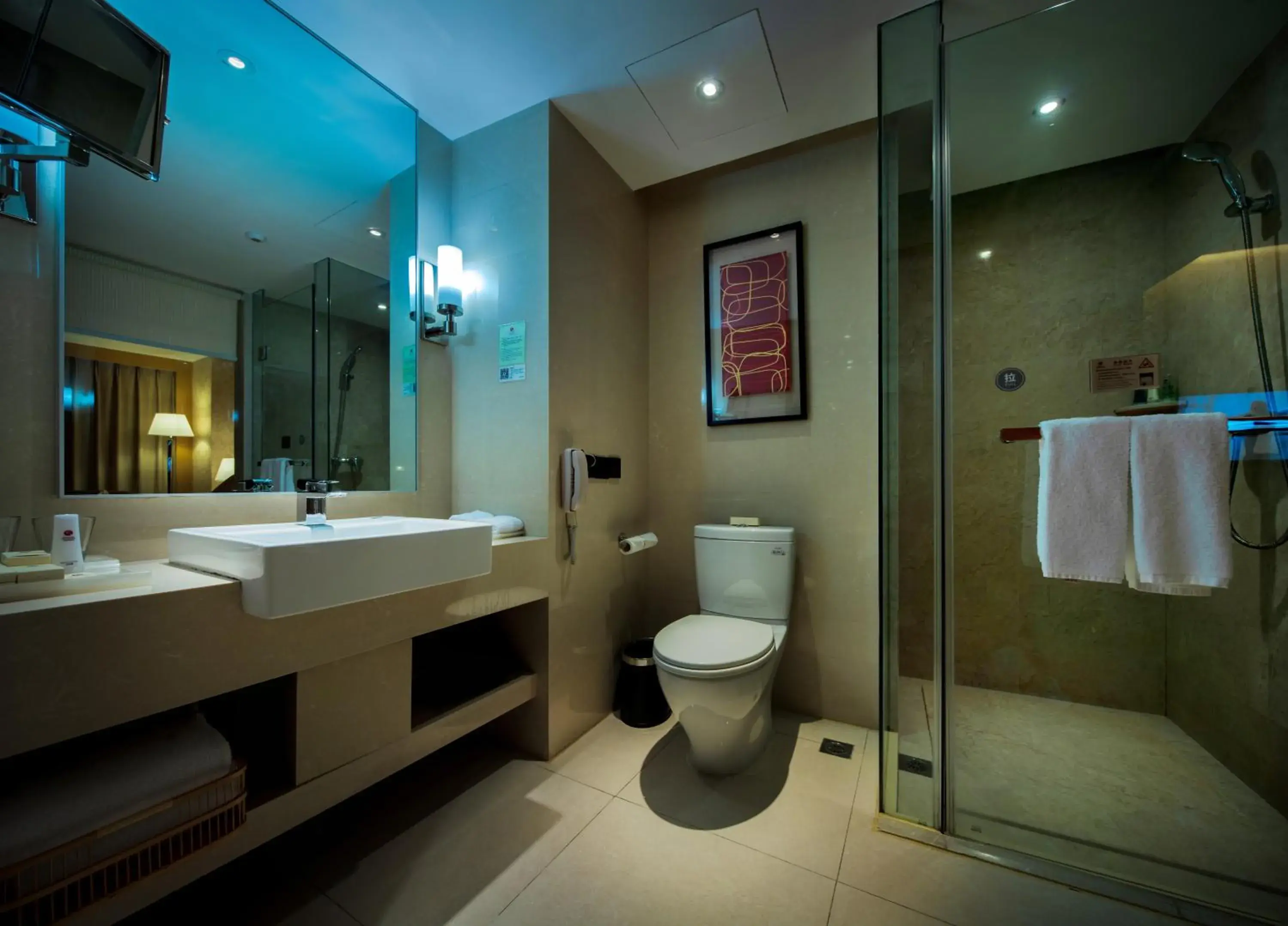 Double Room with Mountain View - single occupancy in Wudang International Hotel Double Room with Mountain View - single occupancy in Wudang International Hotel