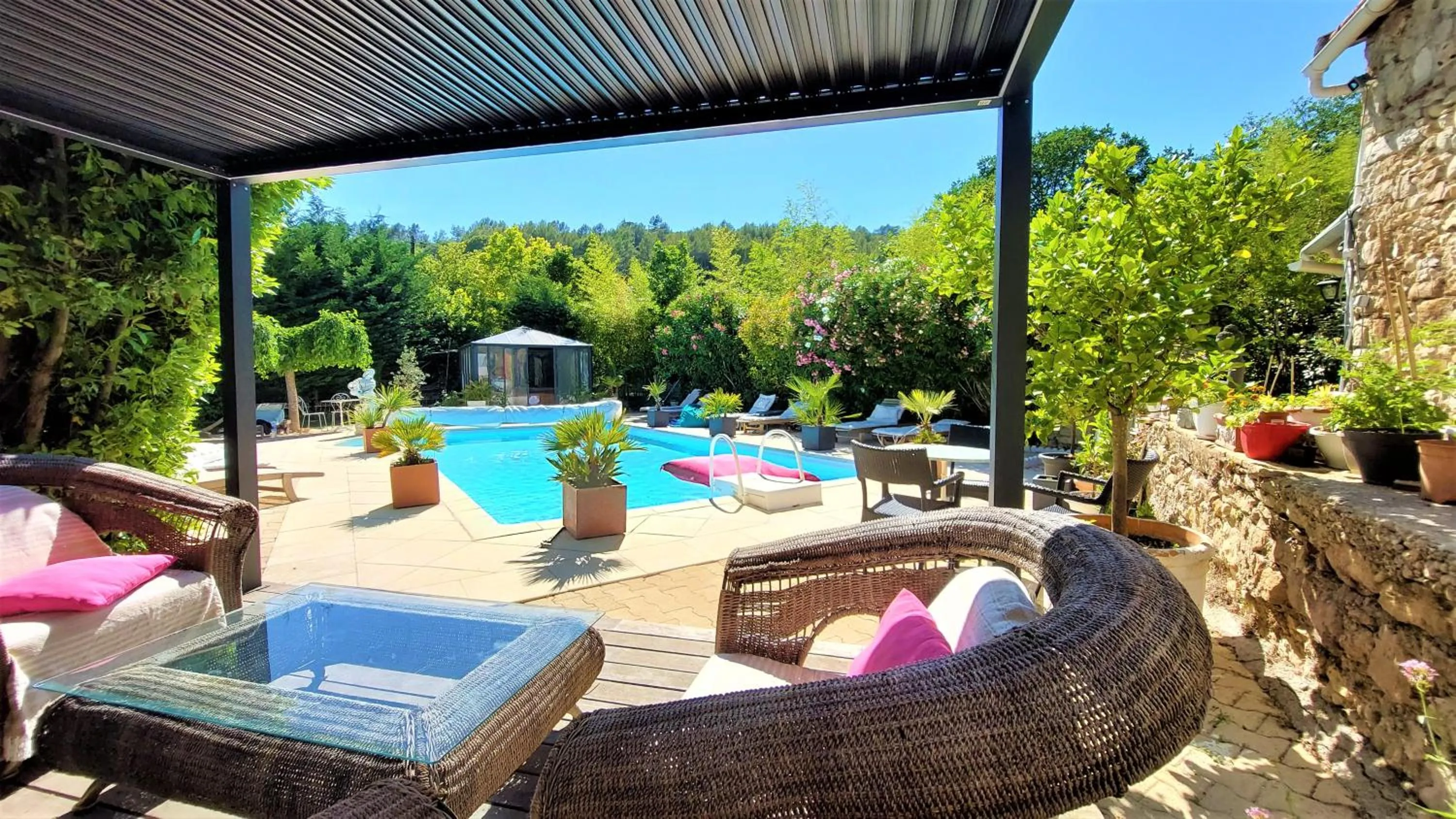 Swimming pool in La Bergerie Du Moulin