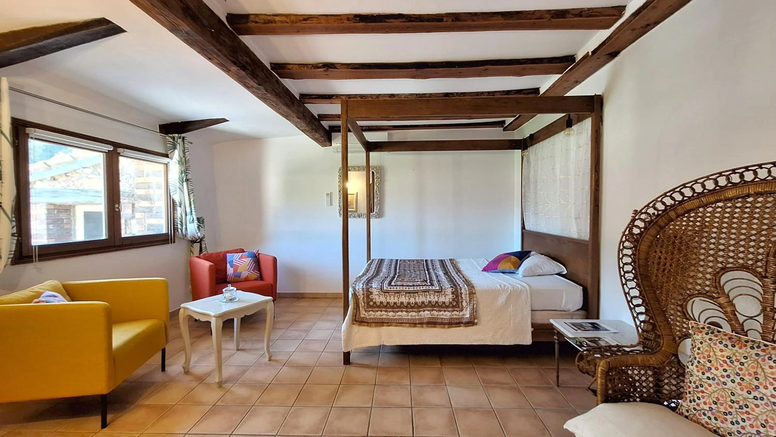 Photo of the whole room, Bed in La Bergerie Du Moulin