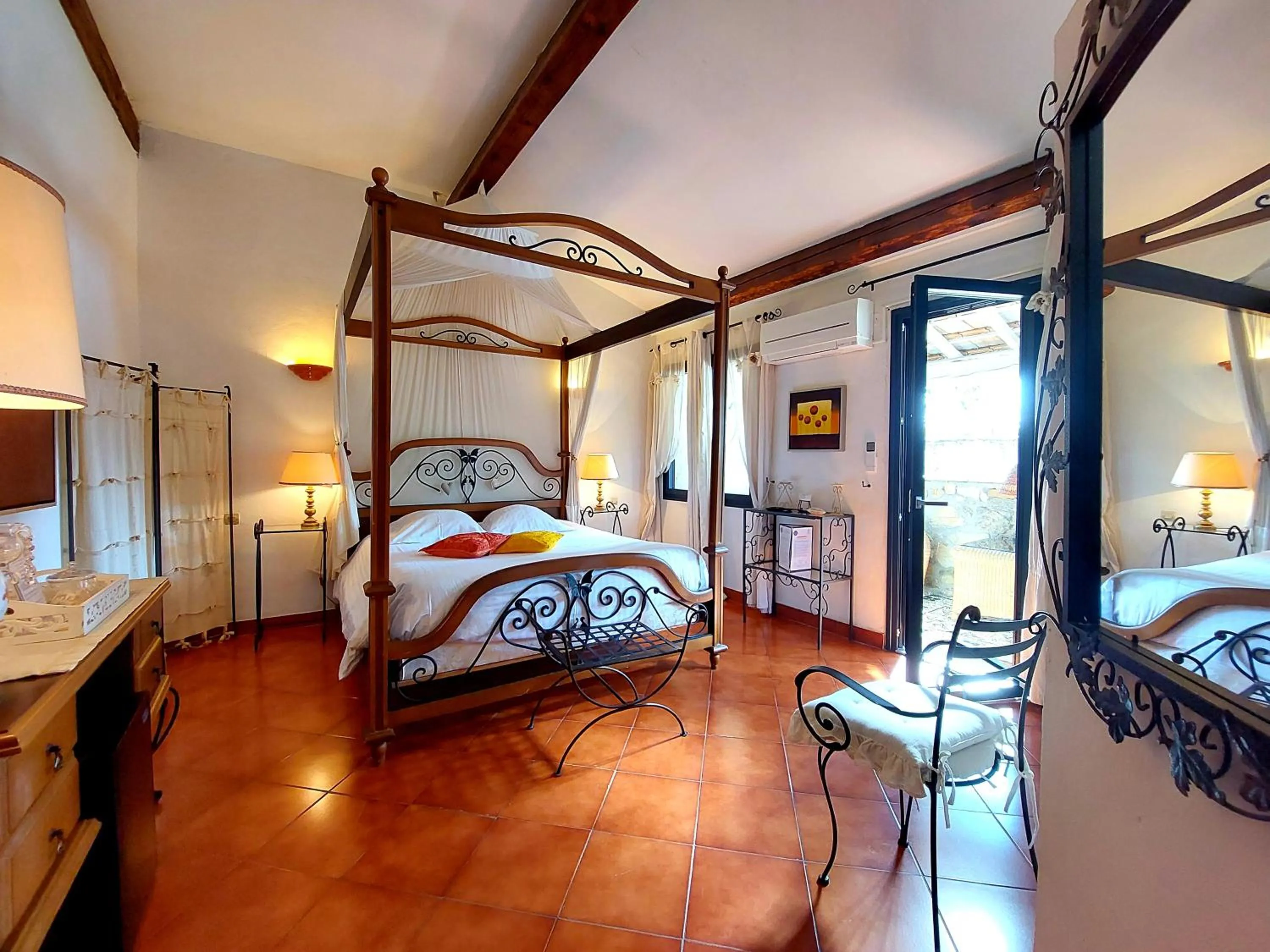 Photo of the whole room, Bed in La Bergerie Du Moulin