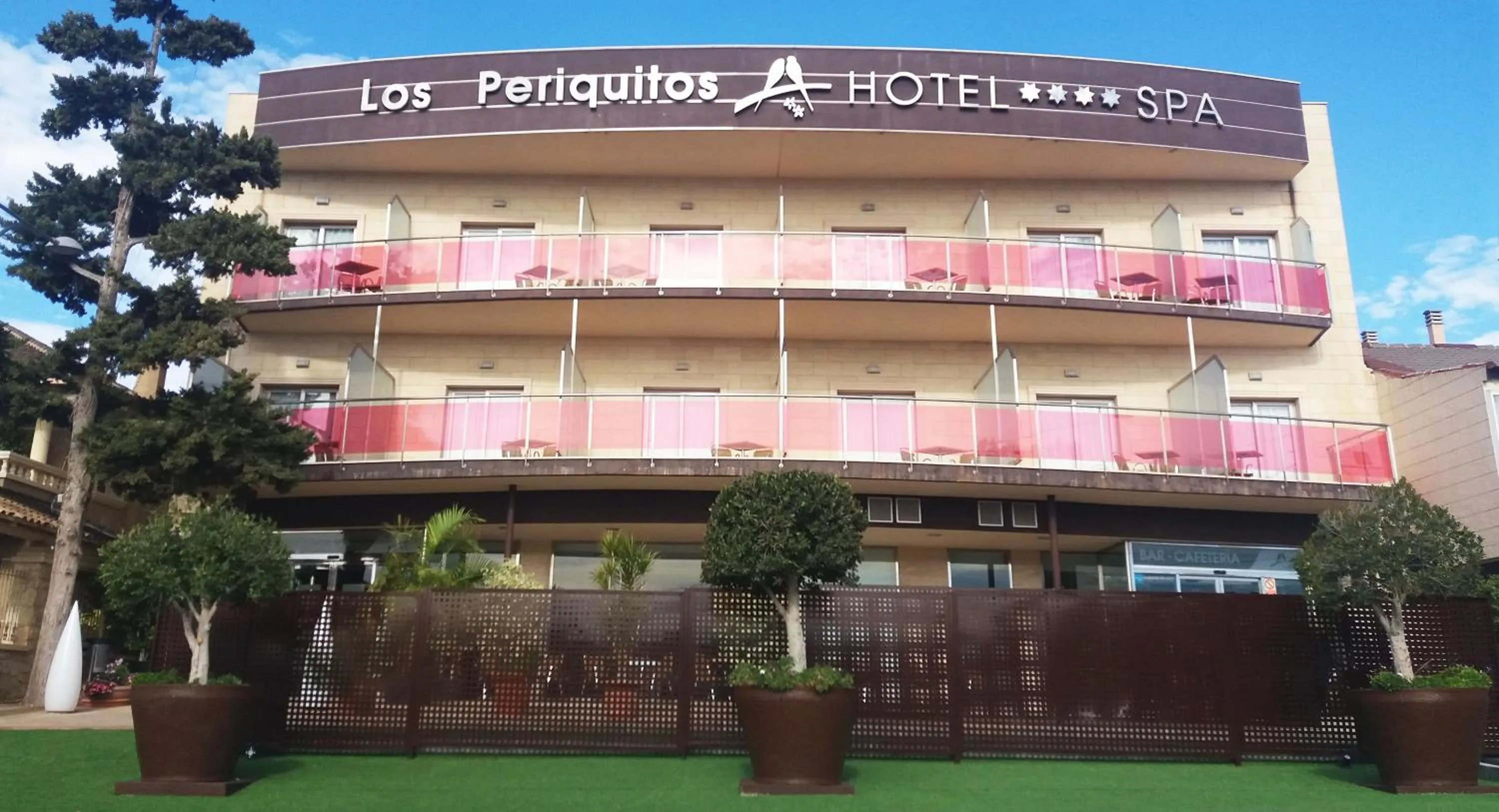 Facade/entrance in Hospedium Hotel Los Periquitos