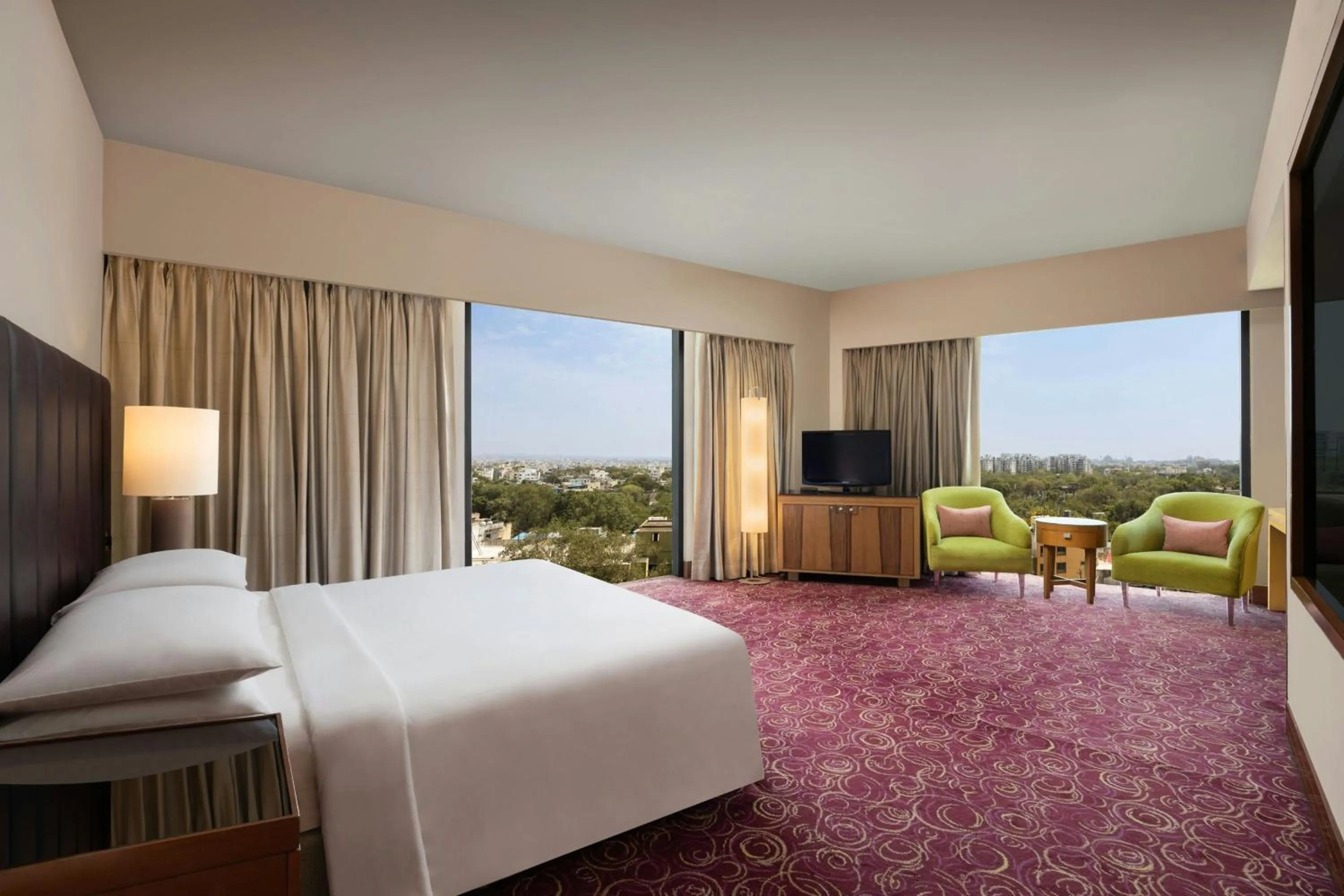 Photo of the whole room, Bed in Courtyard by Marriott Hyderabad