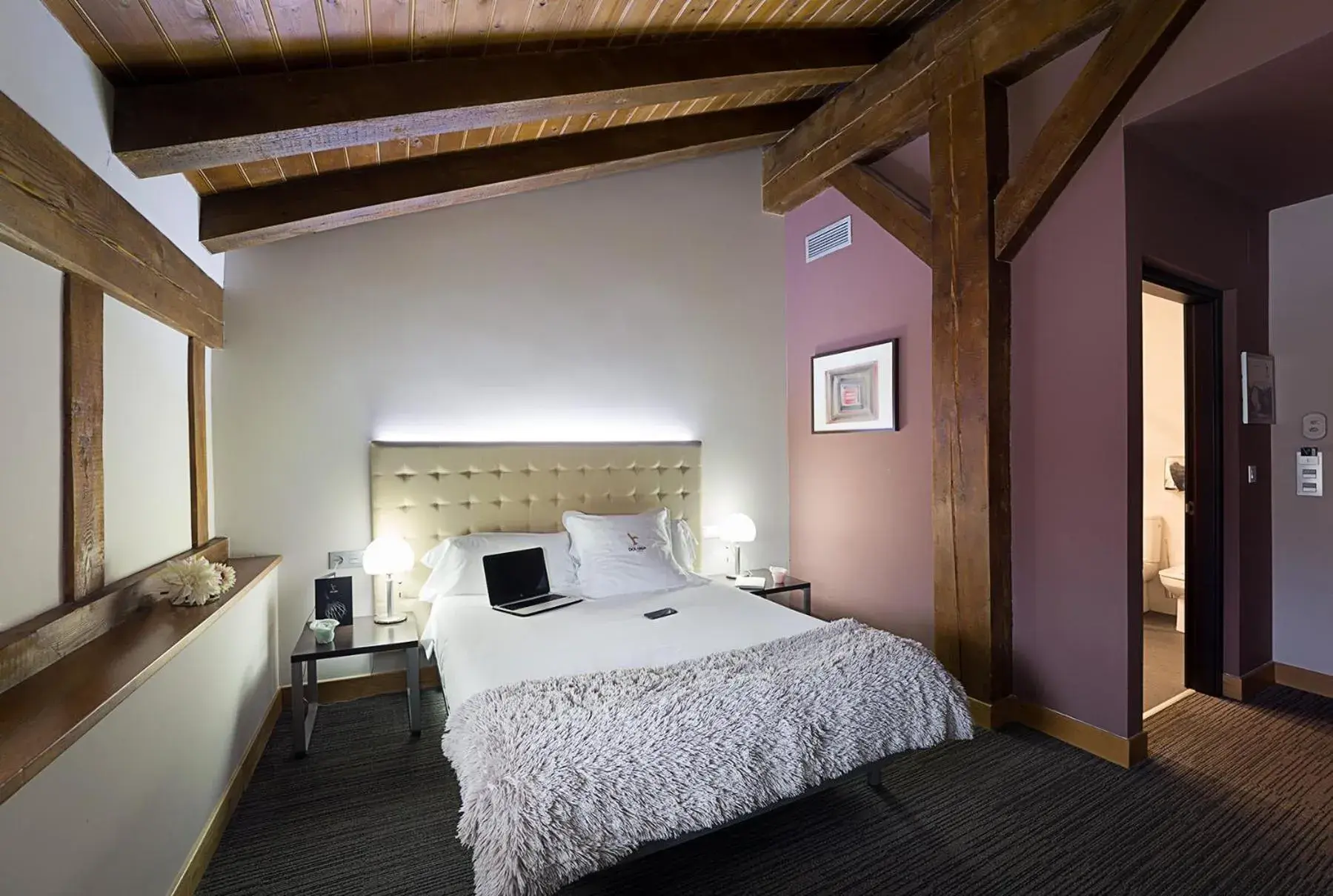 Photo of the whole room, Bed in Hotel Dolarea Photo of the whole room, Bed in Hotel Dolarea