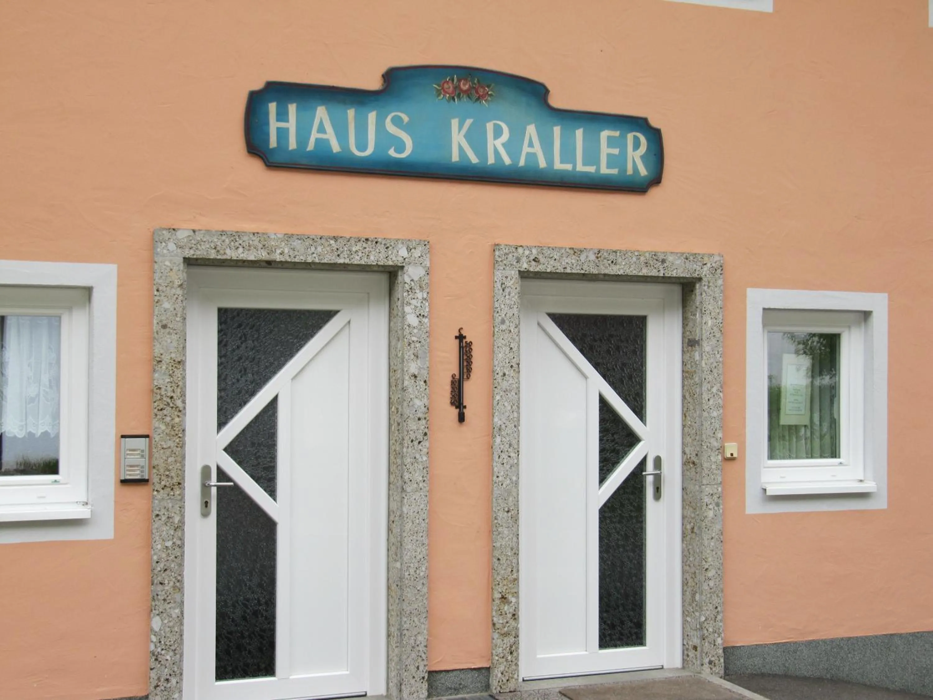 Facade/entrance in Haus Kraller-Urlaub mit Seeblick