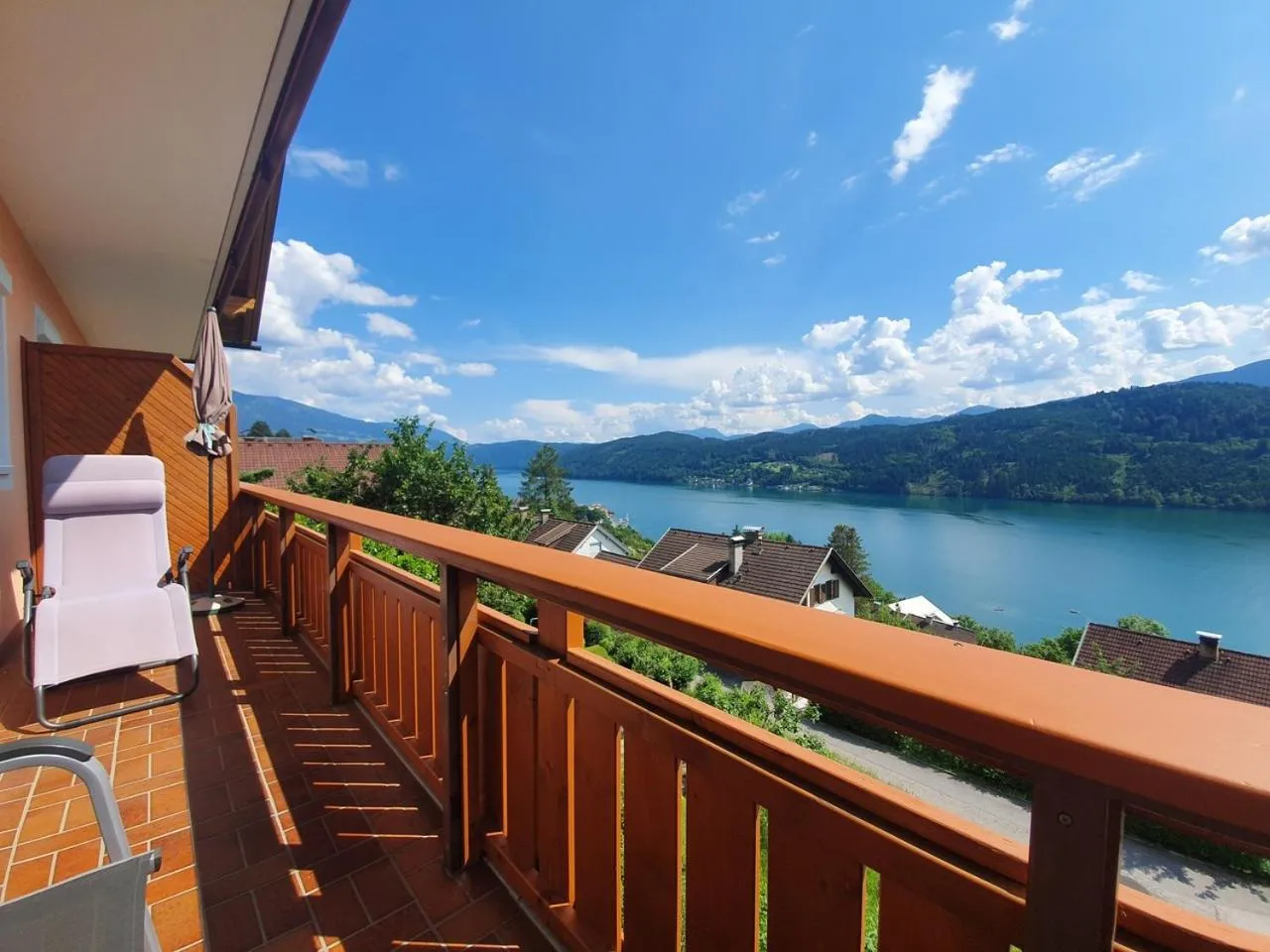 Balcony/Terrace in Haus Kraller-Urlaub mit Seeblick