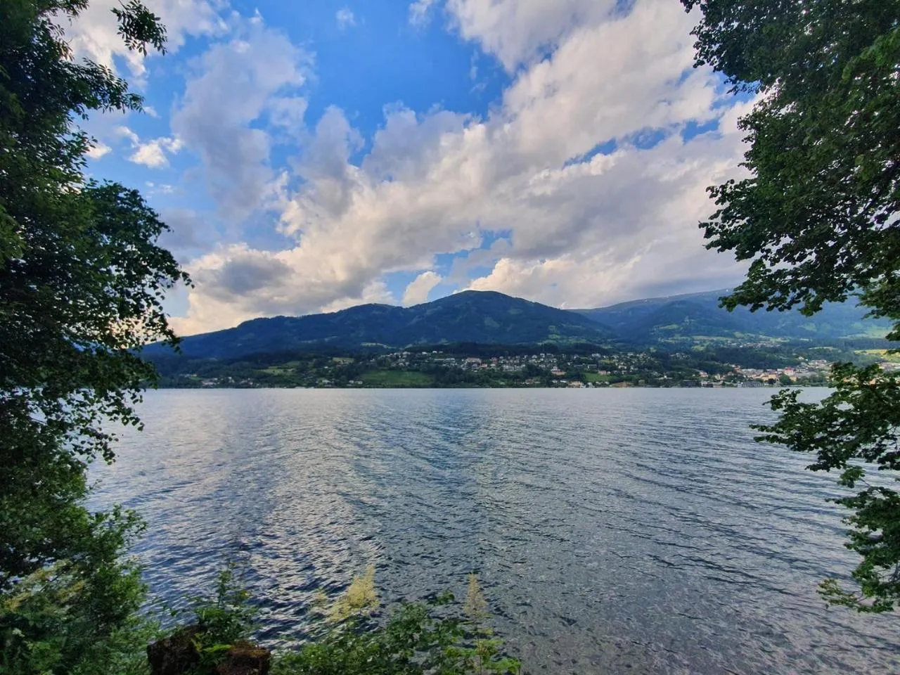 Natural landscape in Haus Kraller-Urlaub mit Seeblick