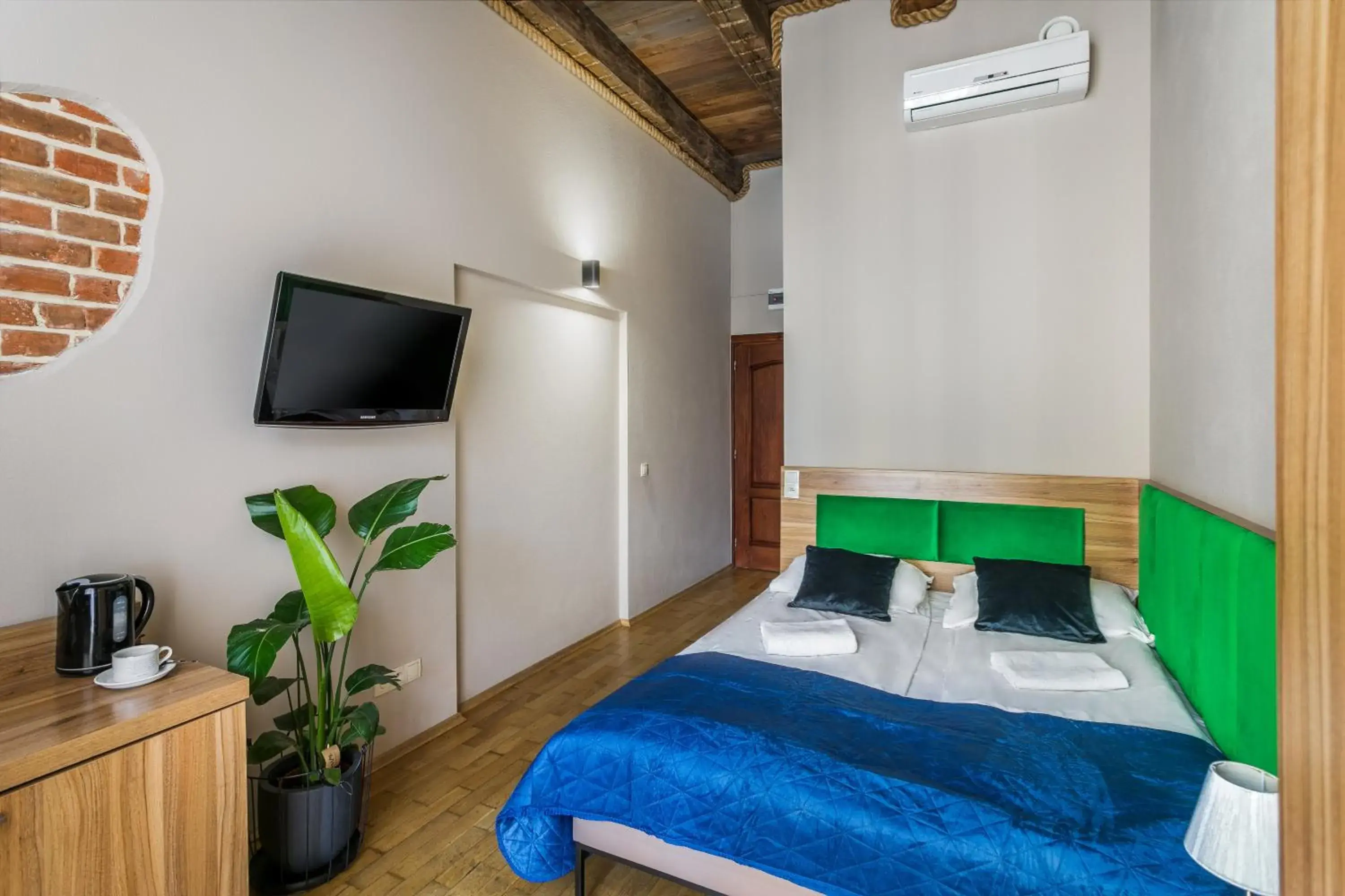 Bed in Aparthotel Pergamin Bed in Aparthotel Pergamin