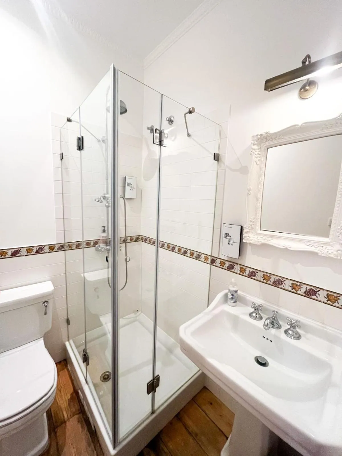 Toilet in Casa do Vinho Sintra Guest House