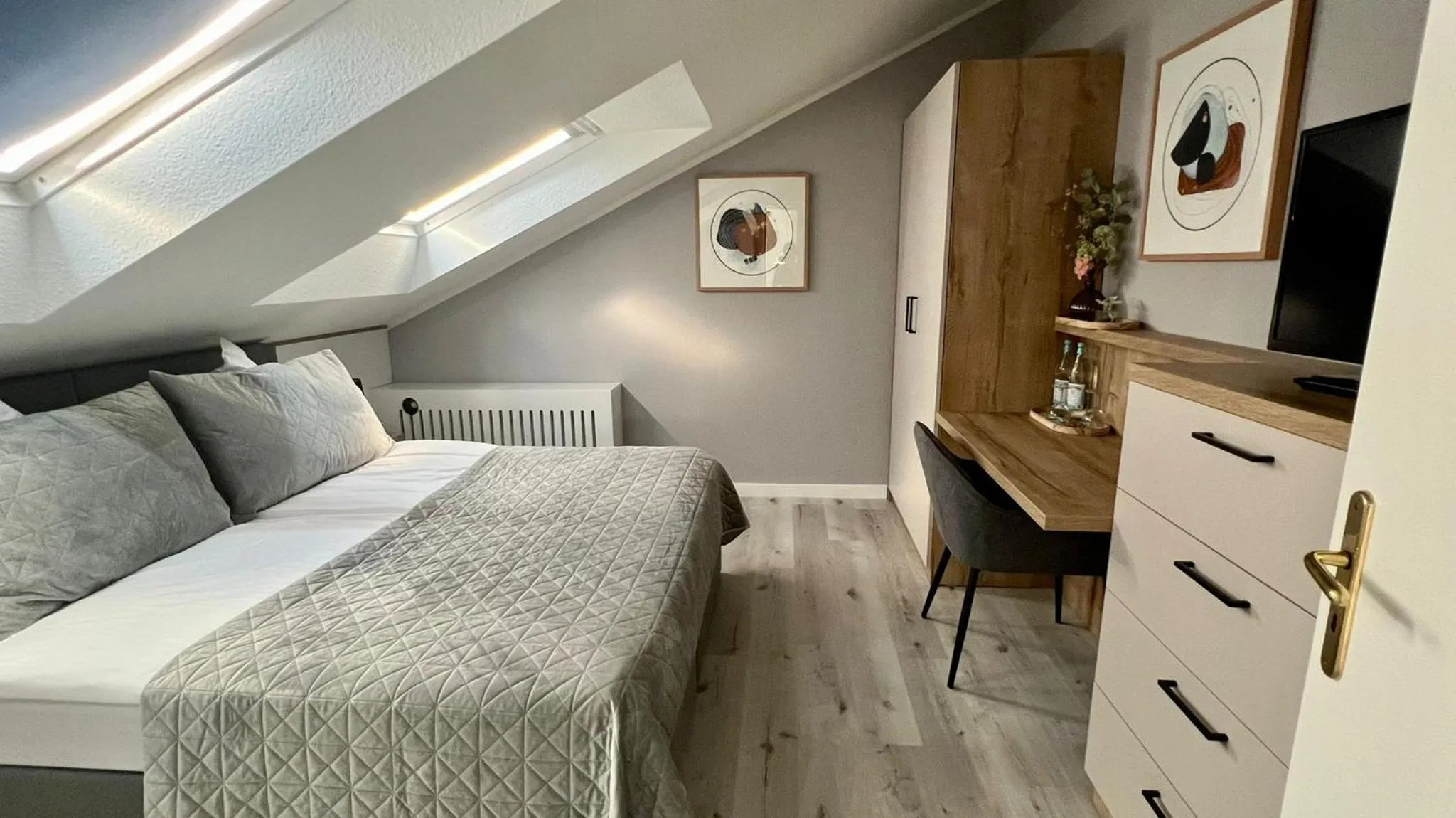 Bed in Hotel Victoria