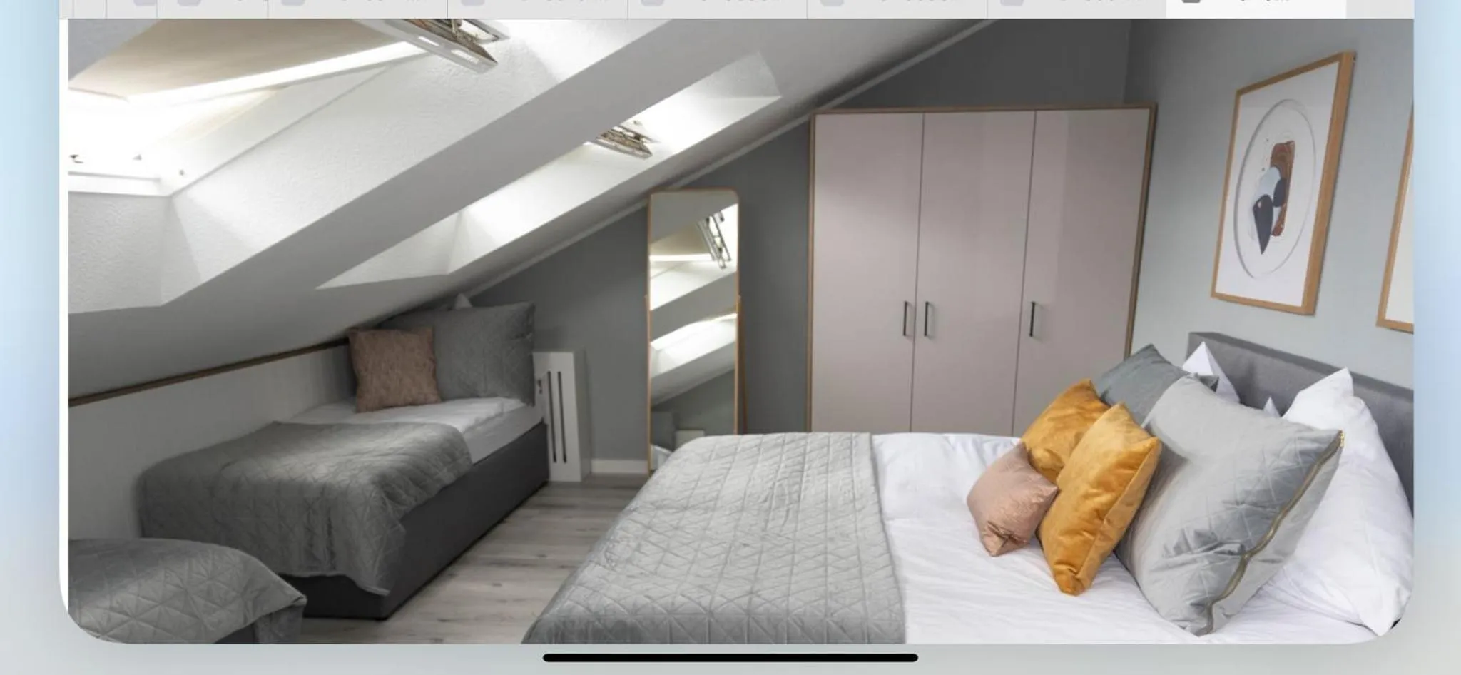 Bed in Hotel Victoria