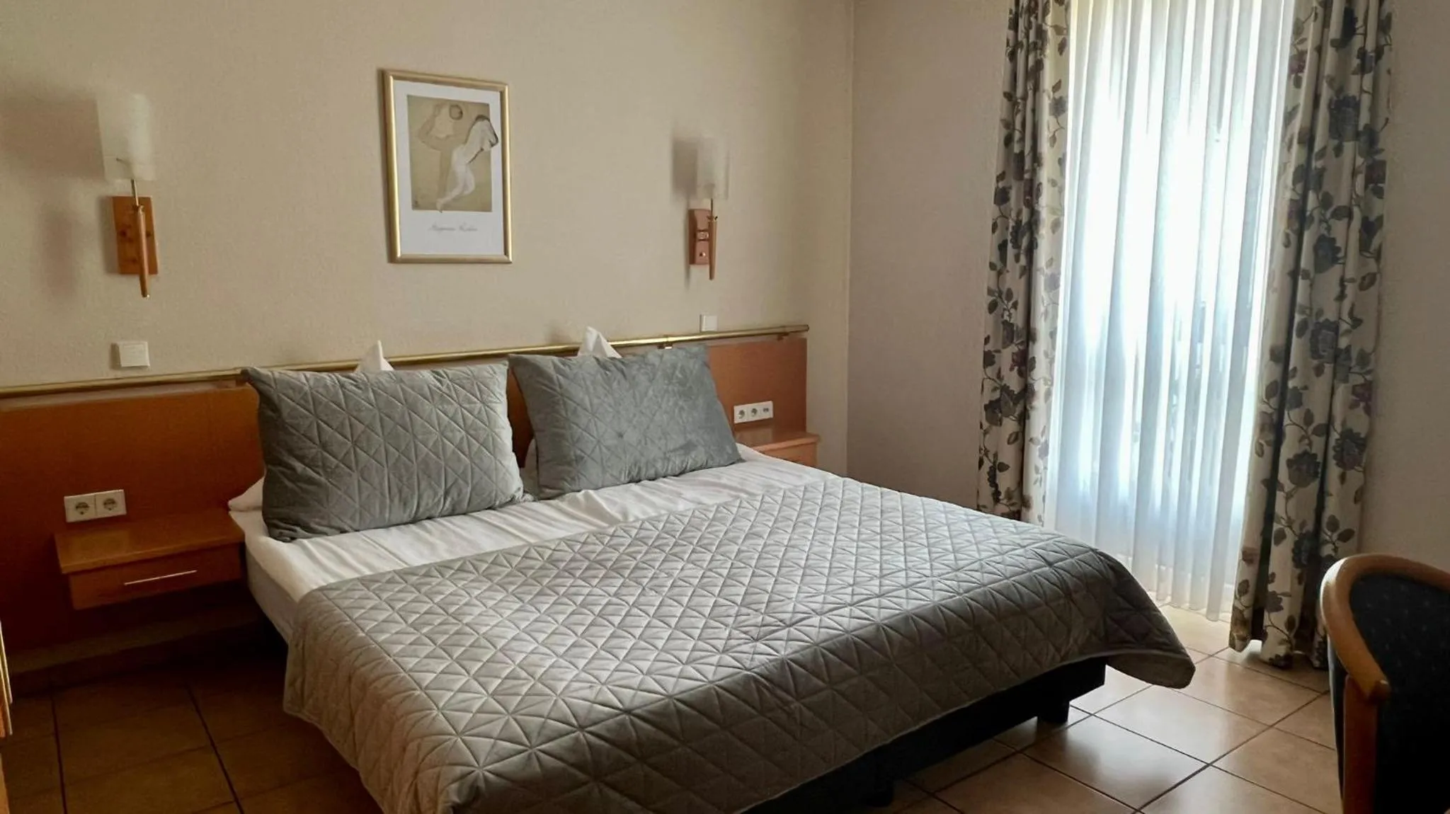 Bedroom, Bed in Hotel Victoria