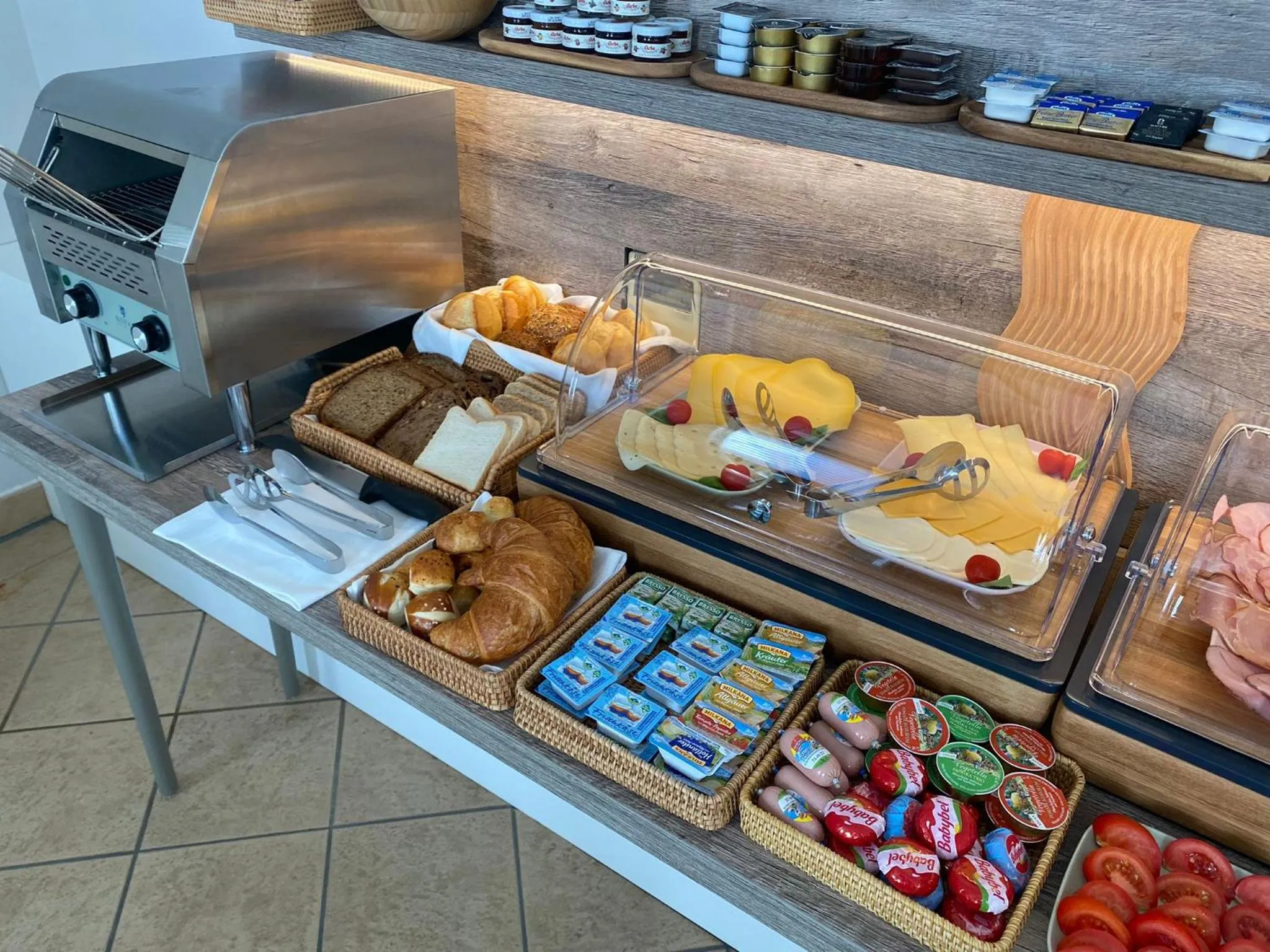 Food in Hotel Victoria