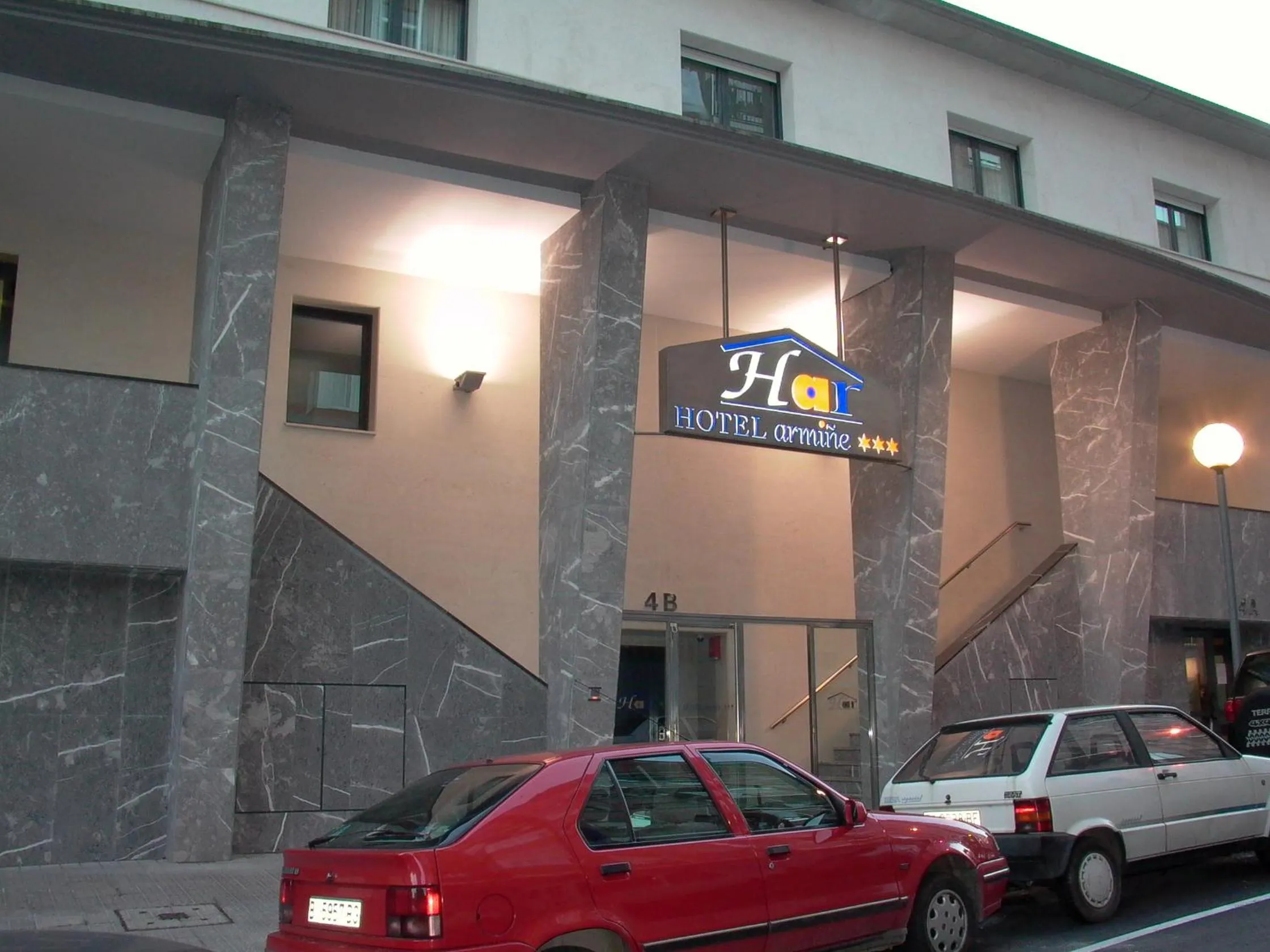Facade/entrance in Hotel Armiñe