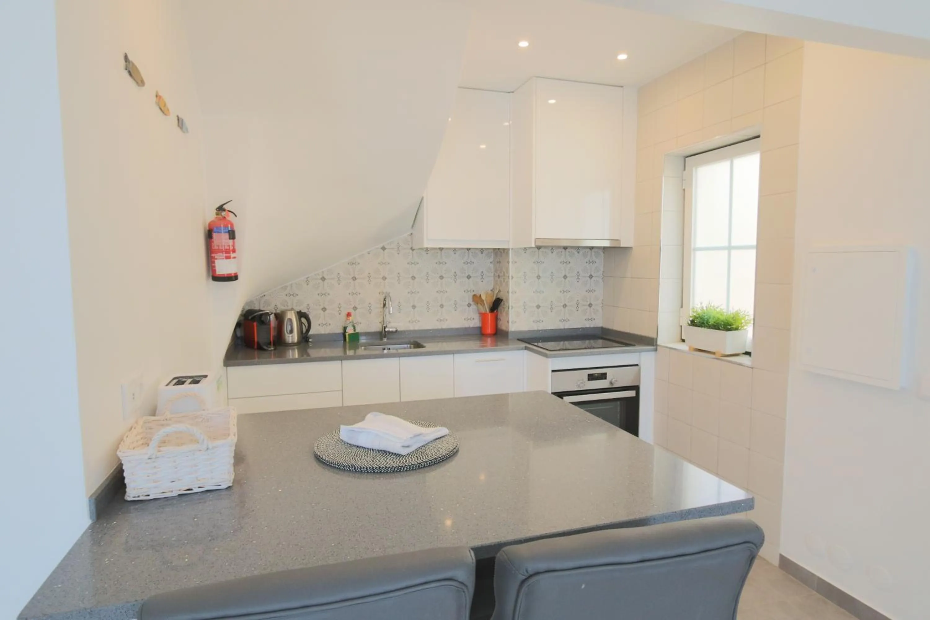 Kitchen or kitchenette in The Old Village, Prestige and Solar by Village 4U
