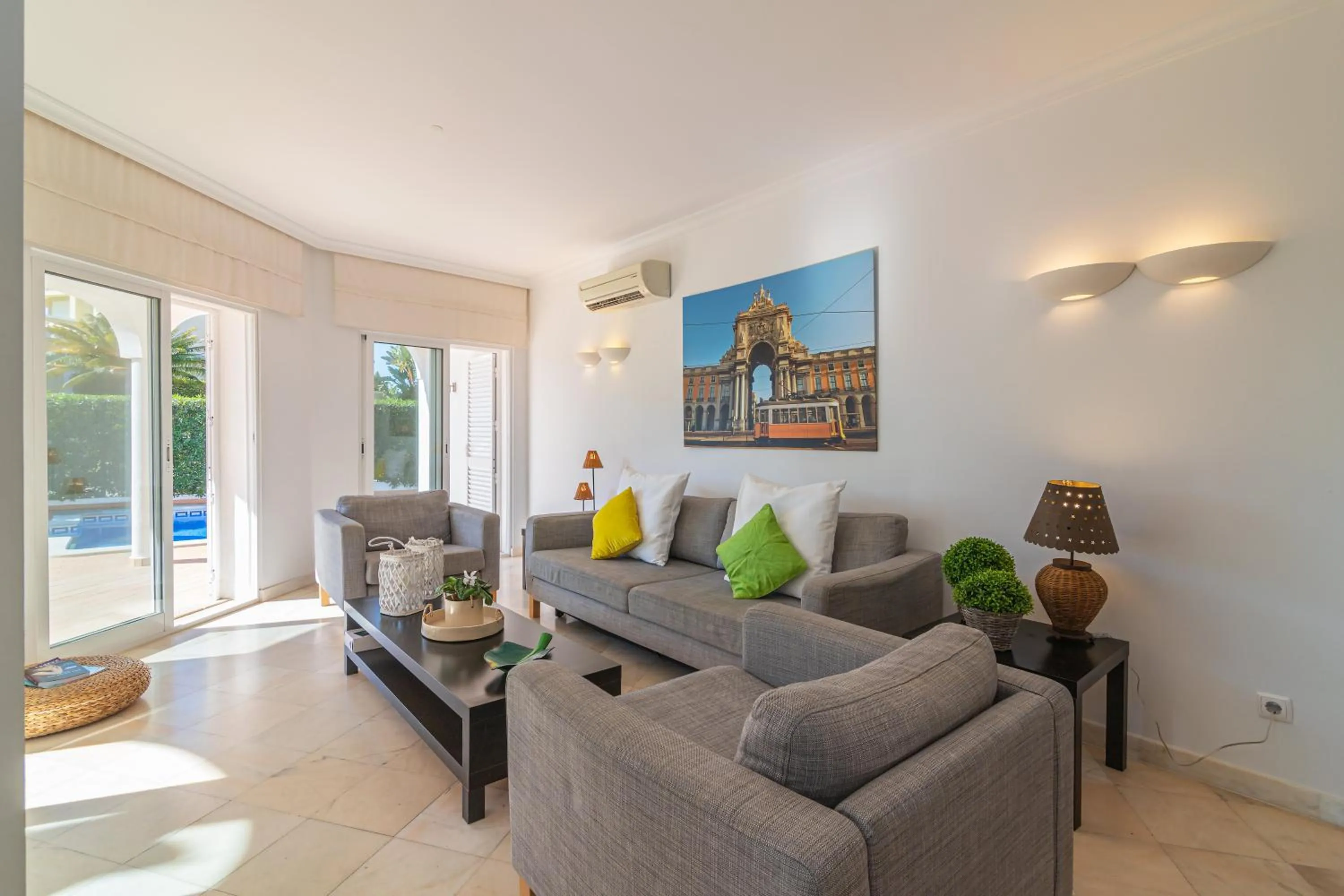 Living room in The Old Village, Prestige and Solar by Village 4U