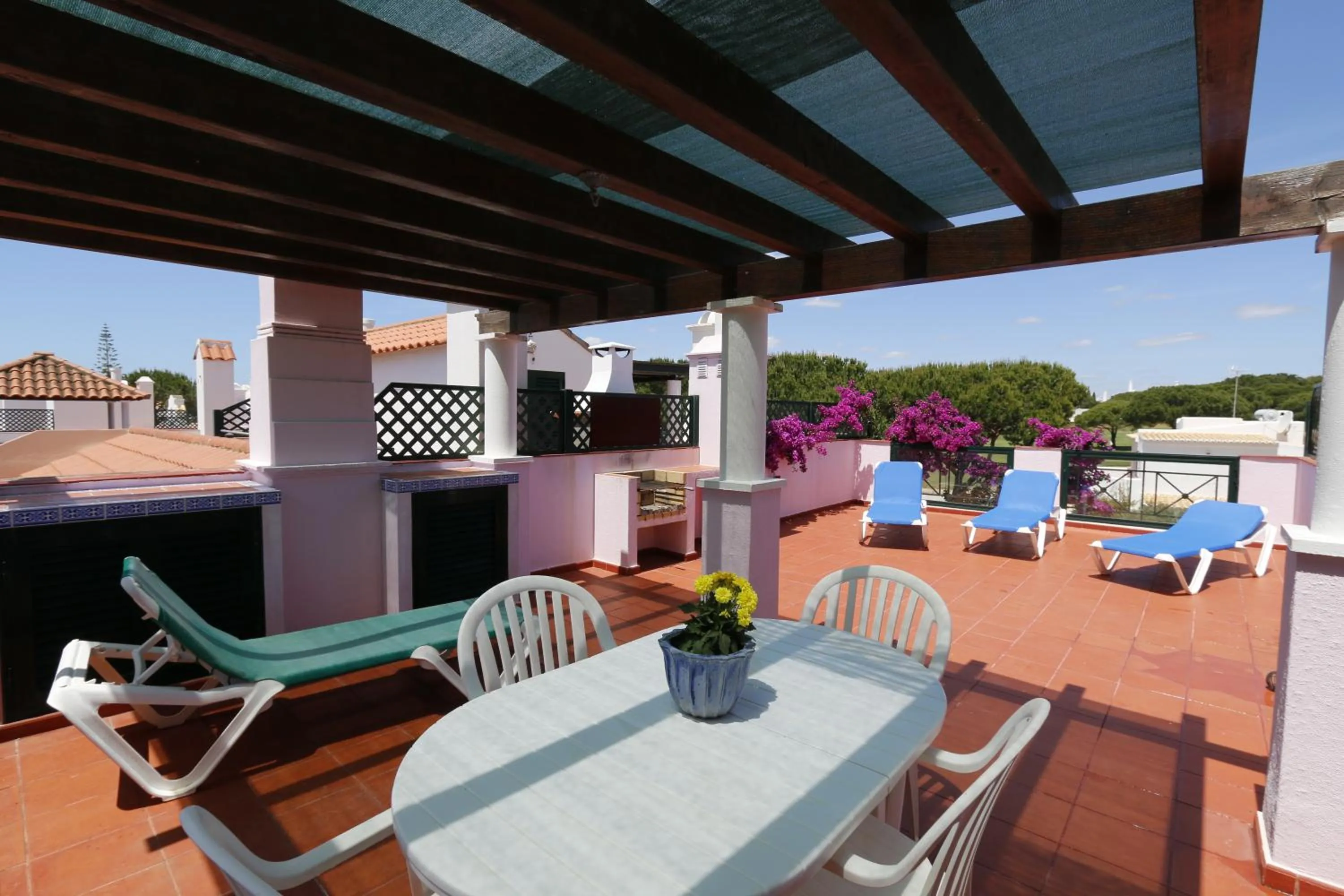 Balcony/Terrace in The Old Village, Prestige and Solar by Village 4U