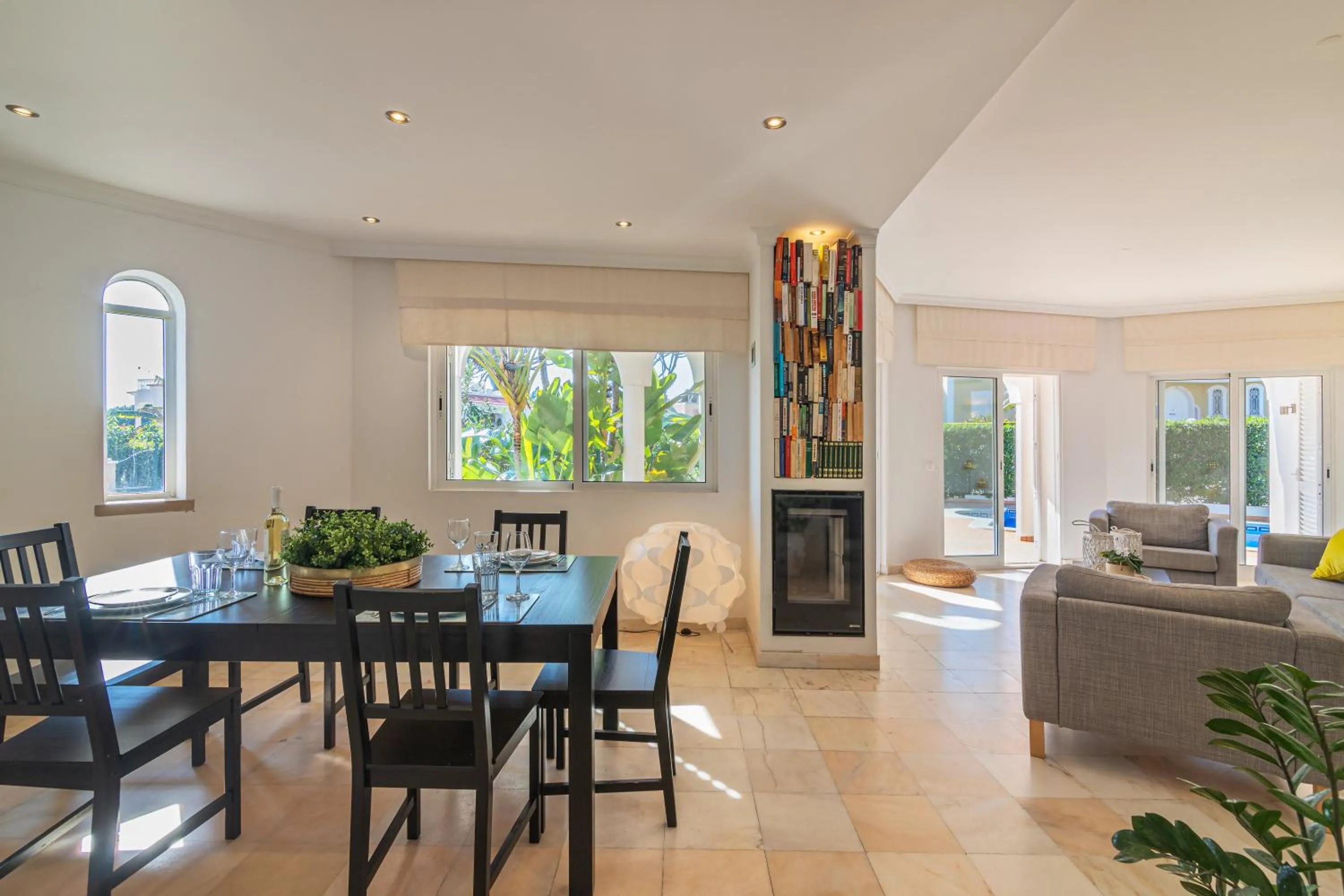 Living room in The Old Village, Prestige and Solar by Village 4U