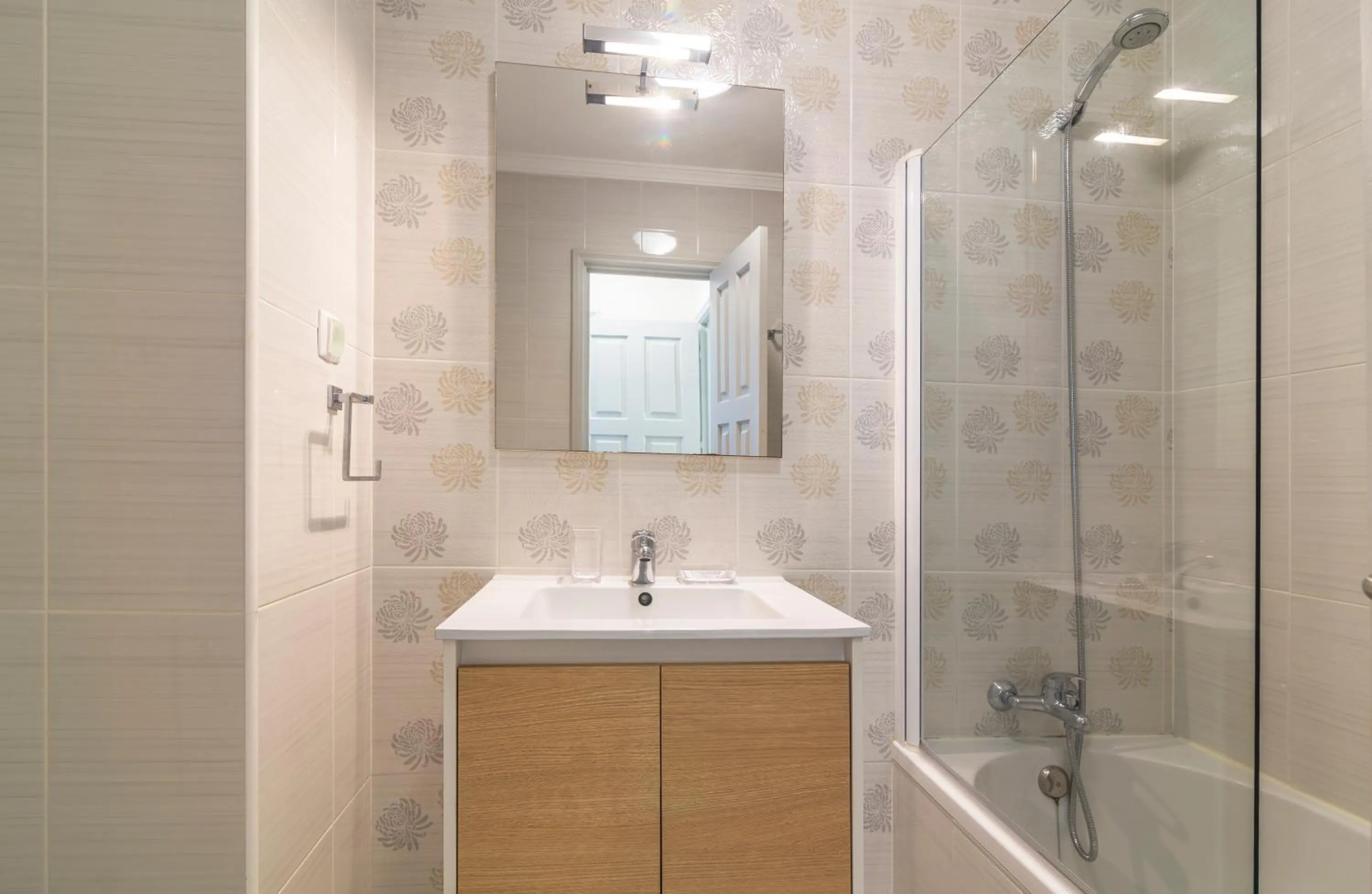 Bathroom in The Old Village, Prestige and Solar by Village 4U