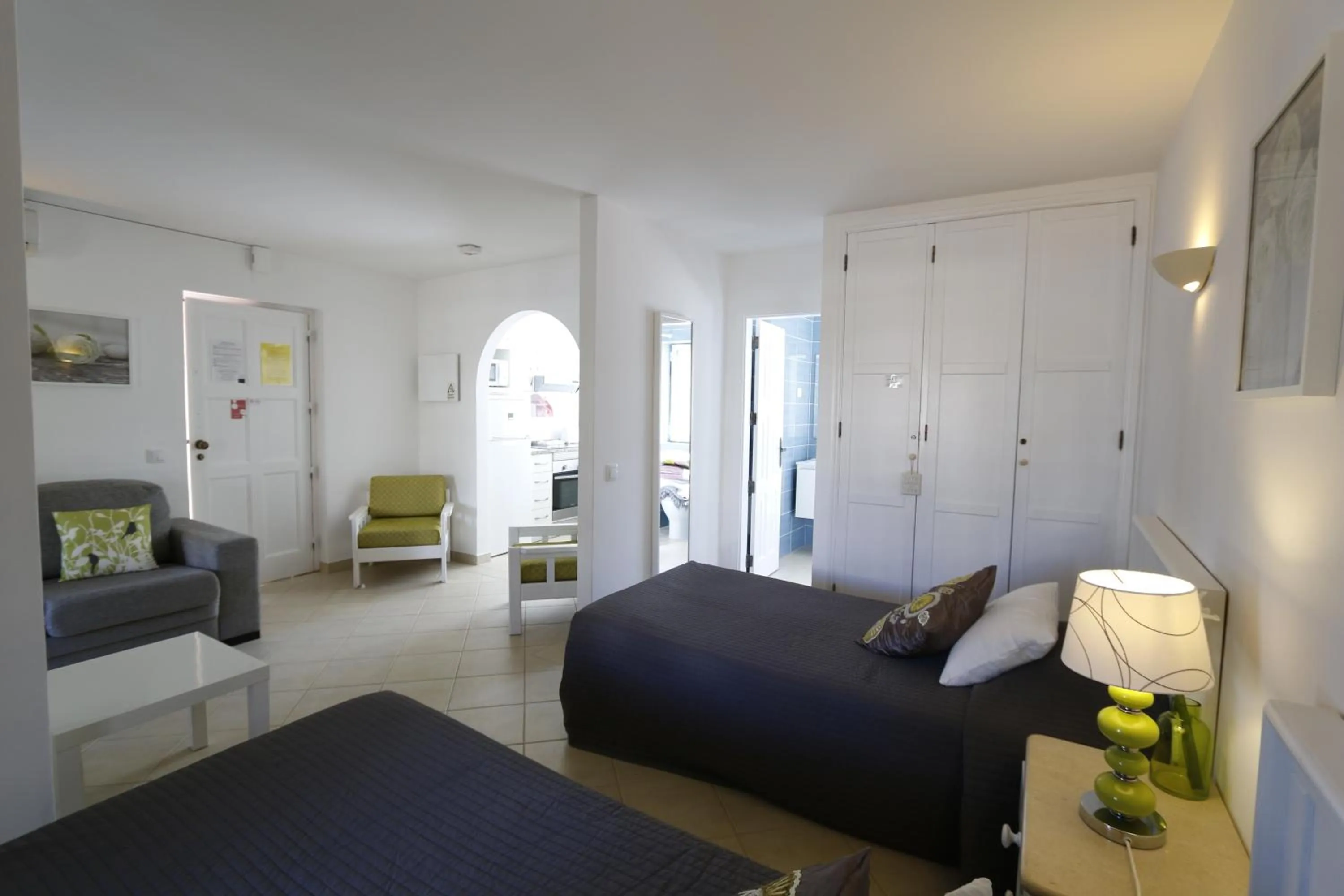 Photo of the whole room, Bed in The Old Village, Prestige and Solar by Village 4U