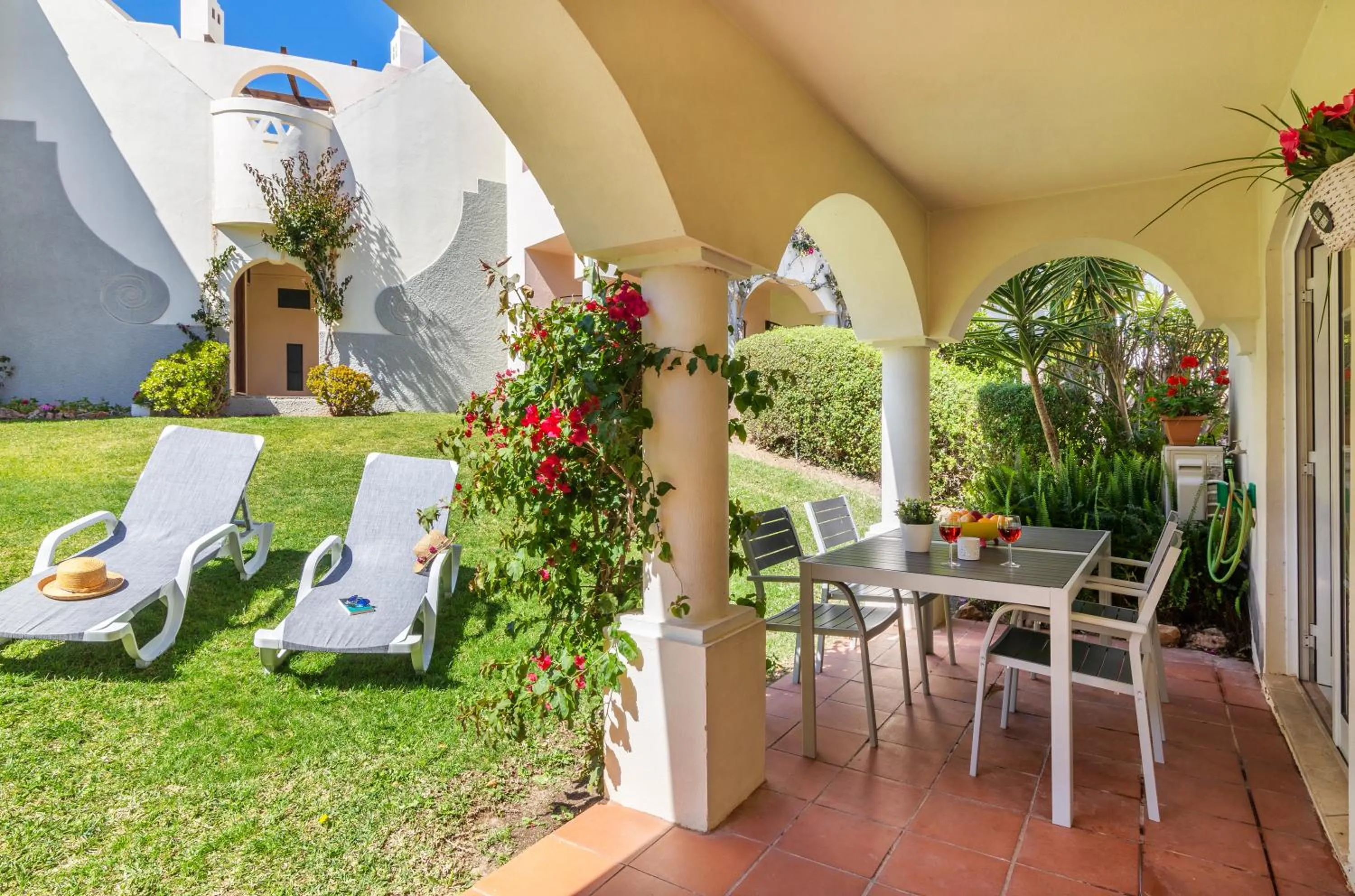 Garden in The Old Village, Prestige and Solar by Village 4U