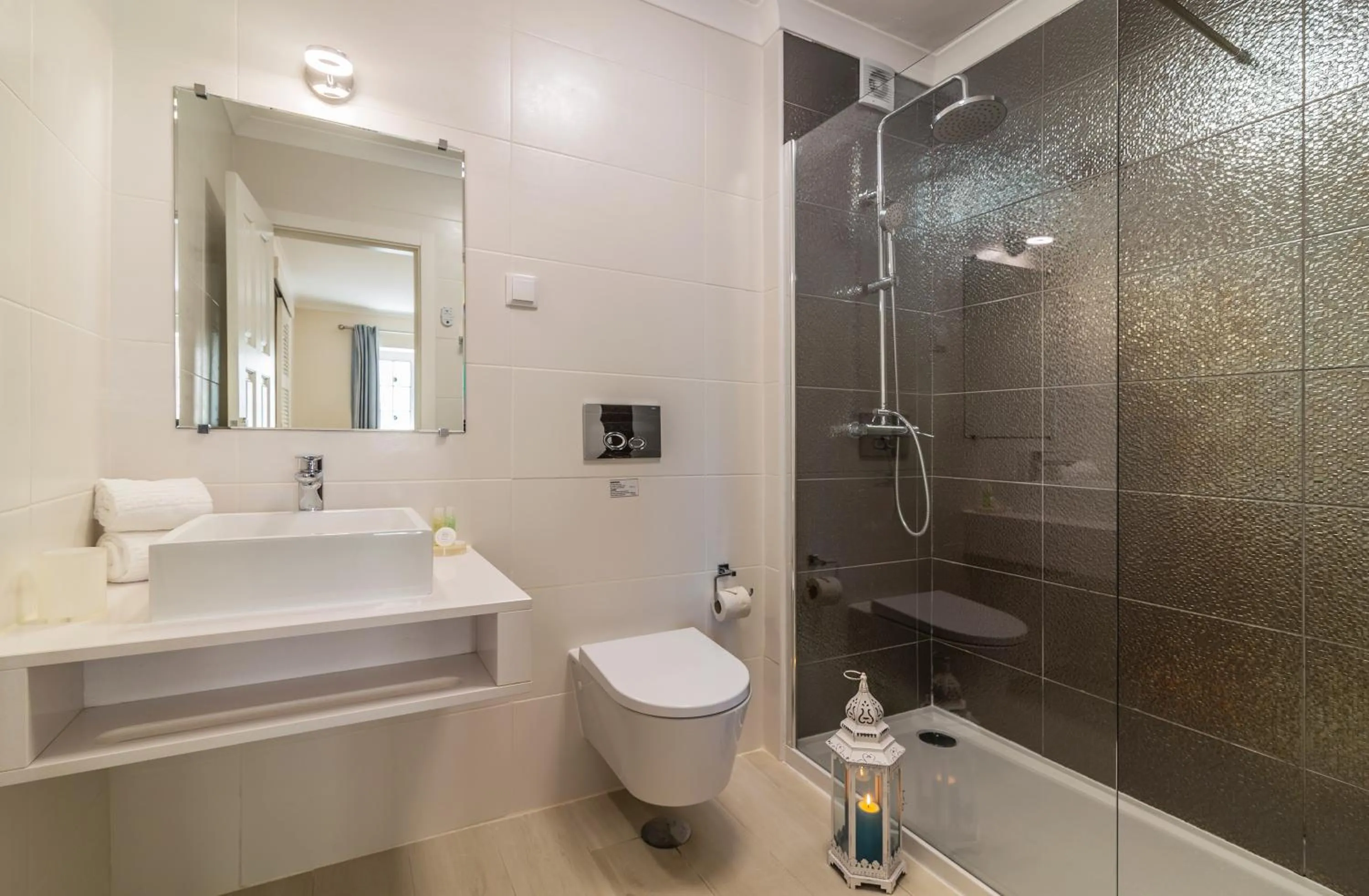 Bathroom in The Old Village, Prestige and Solar by Village 4U