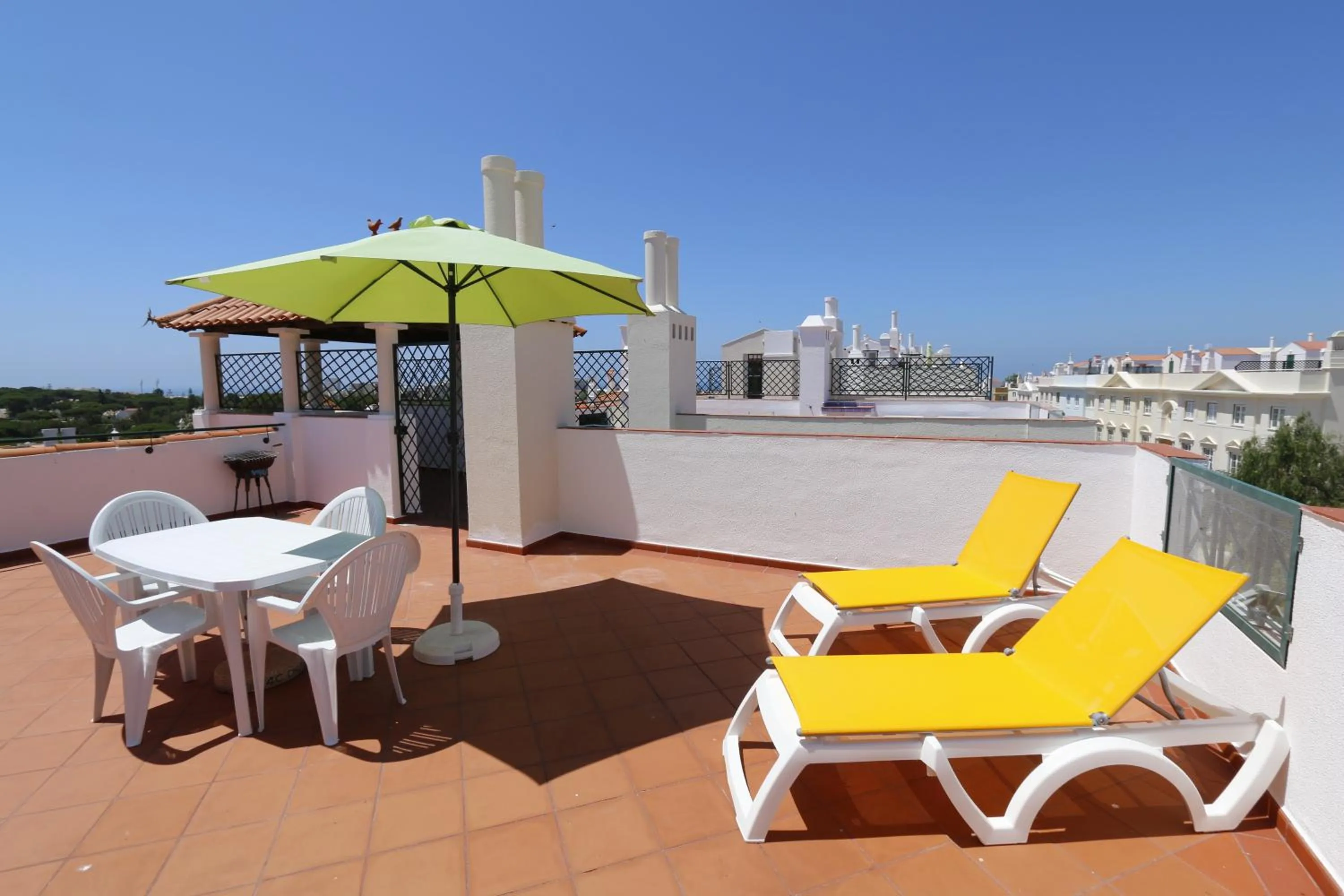 Balcony/Terrace in The Old Village, Prestige and Solar by Village 4U