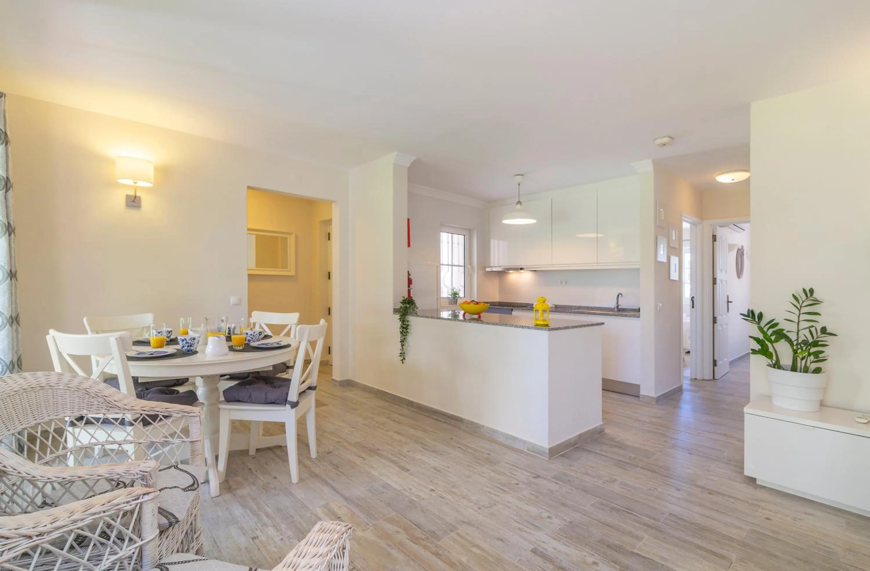 Kitchen or kitchenette in The Old Village, Prestige and Solar by Village 4U