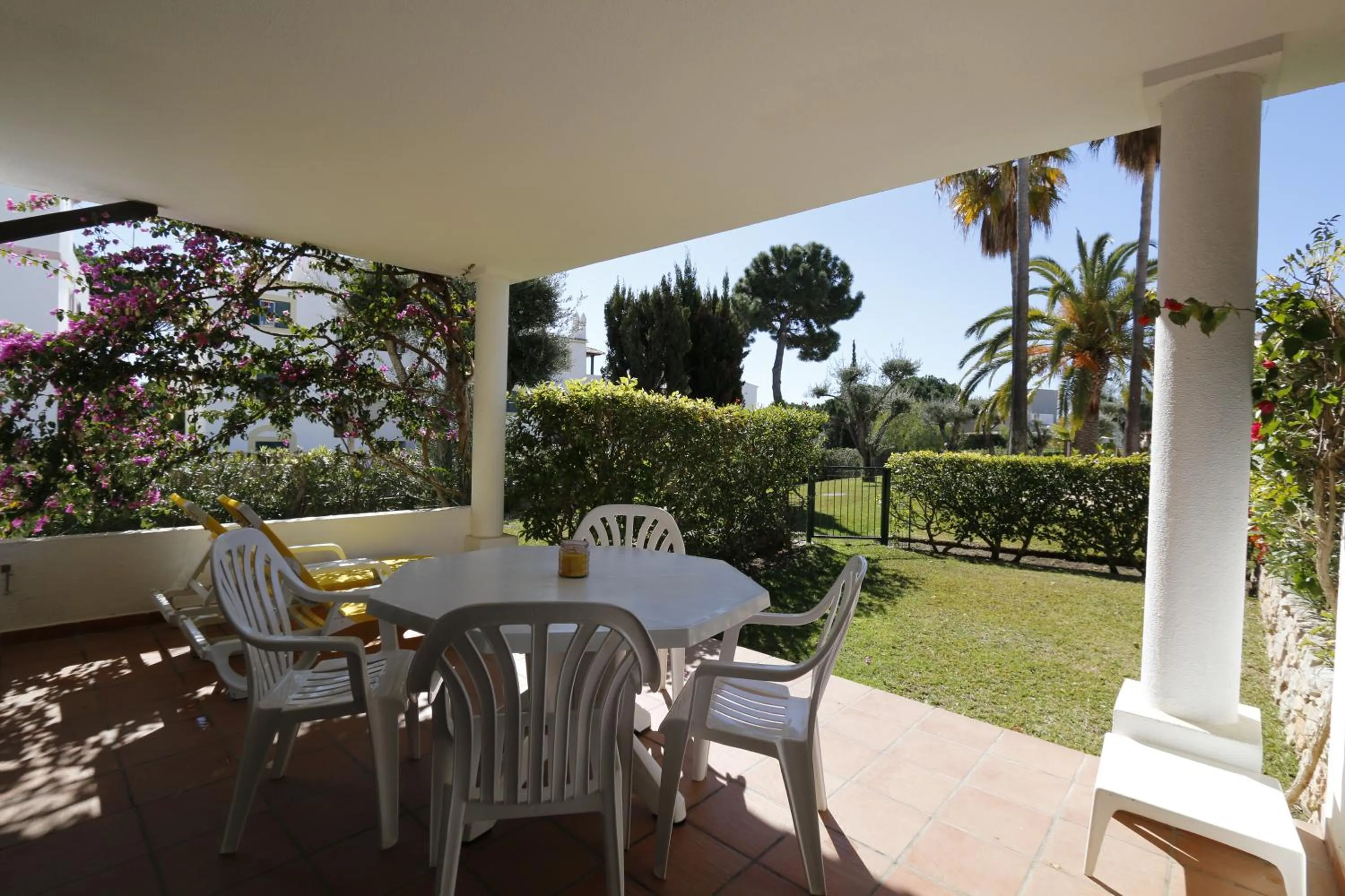 Patio in The Old Village, Prestige and Solar by Village 4U