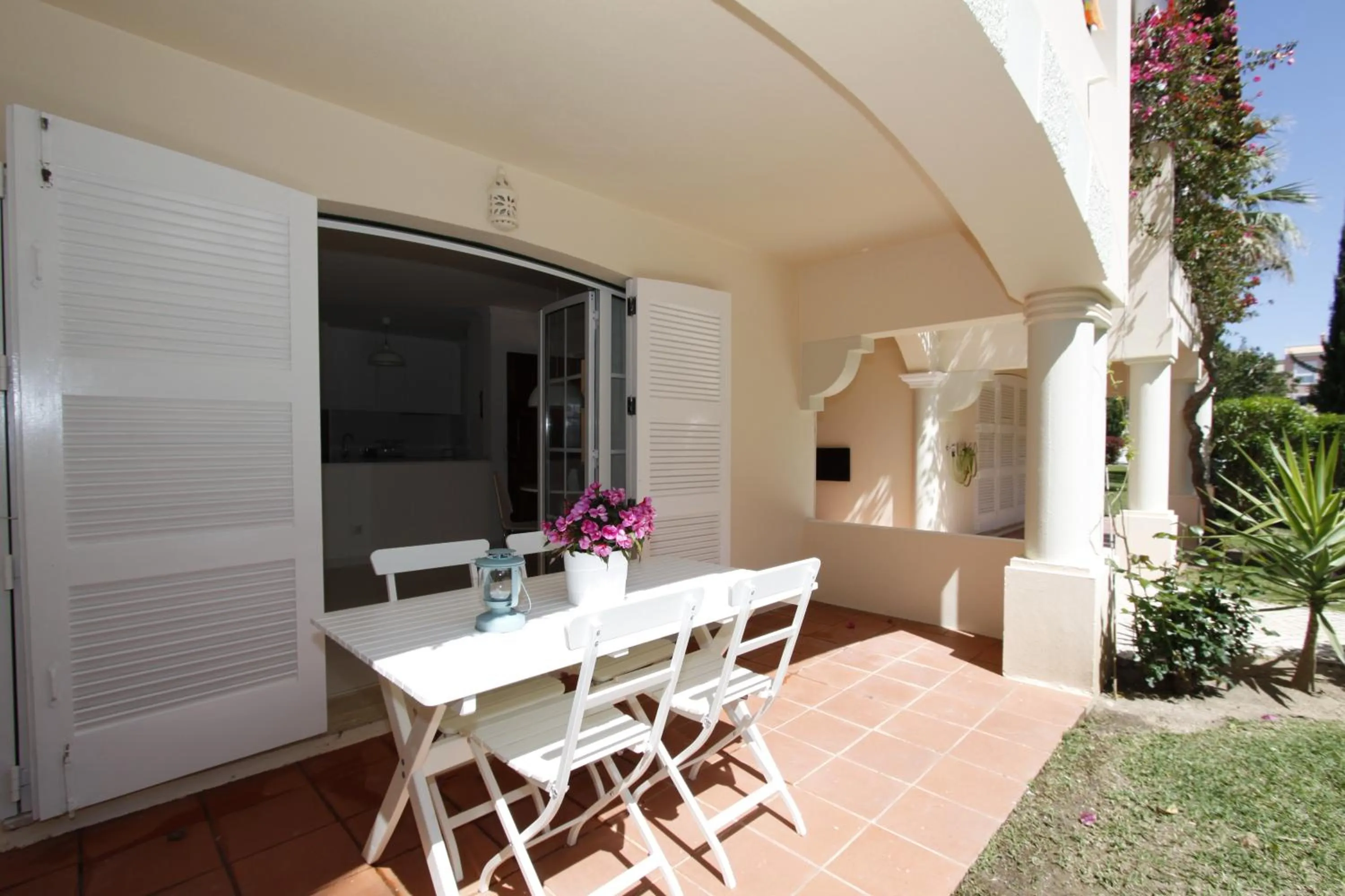 Patio in The Old Village, Prestige and Solar by Village 4U