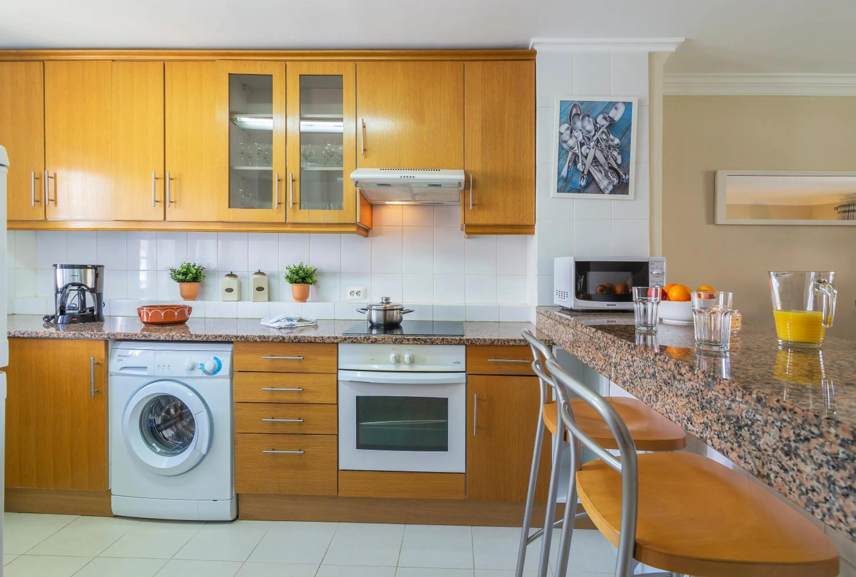 Kitchen or kitchenette in The Old Village, Prestige and Solar by Village 4U