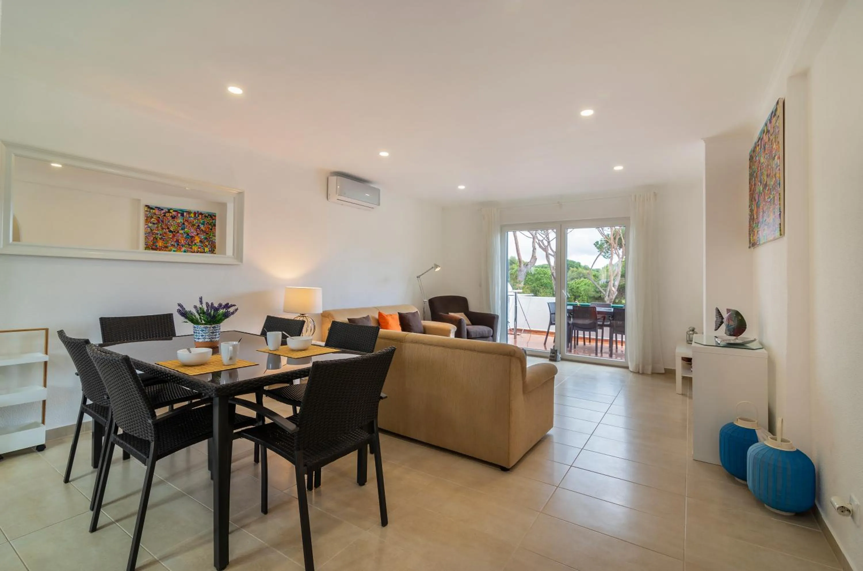 Living room in The Old Village, Prestige and Solar by Village 4U