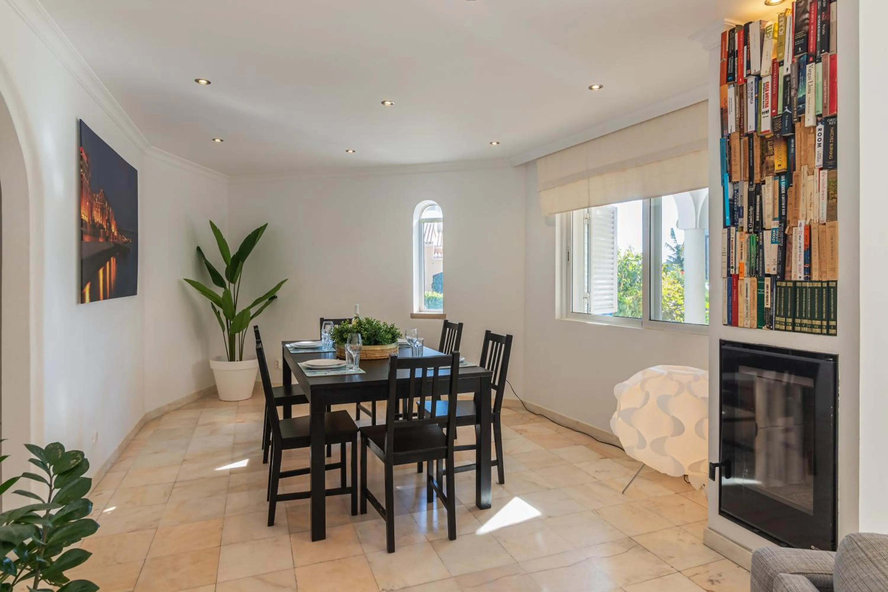 Living room in The Old Village, Prestige and Solar by Village 4U