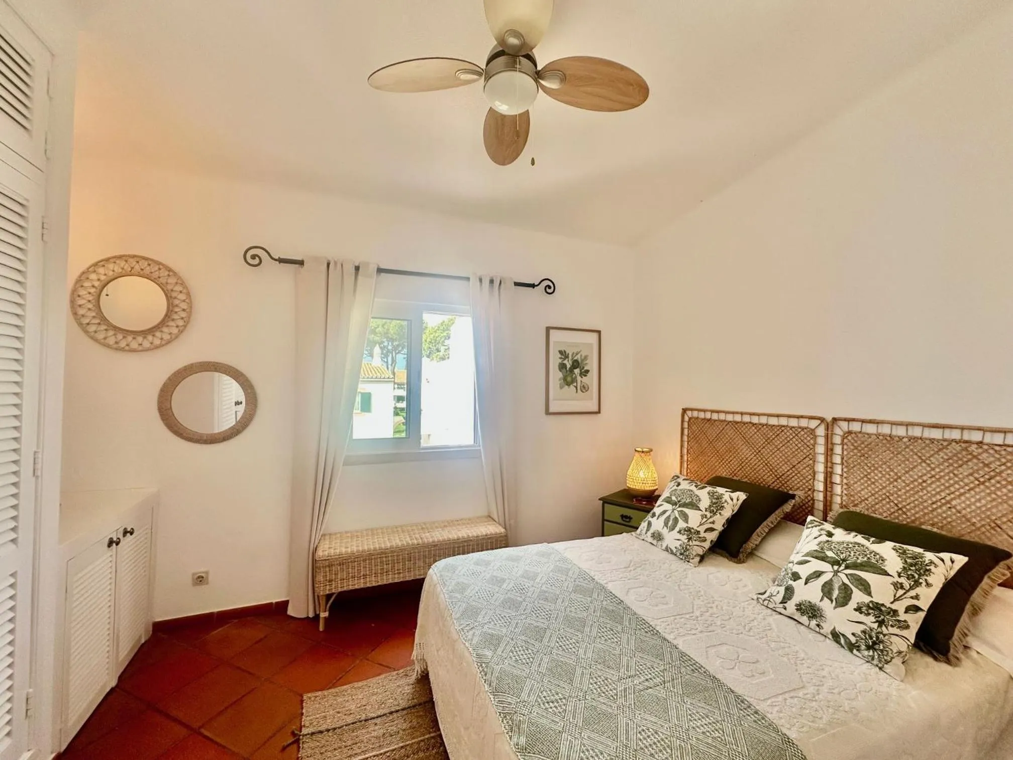 Bedroom, Bed in The Old Village, Prestige and Solar by Village 4U