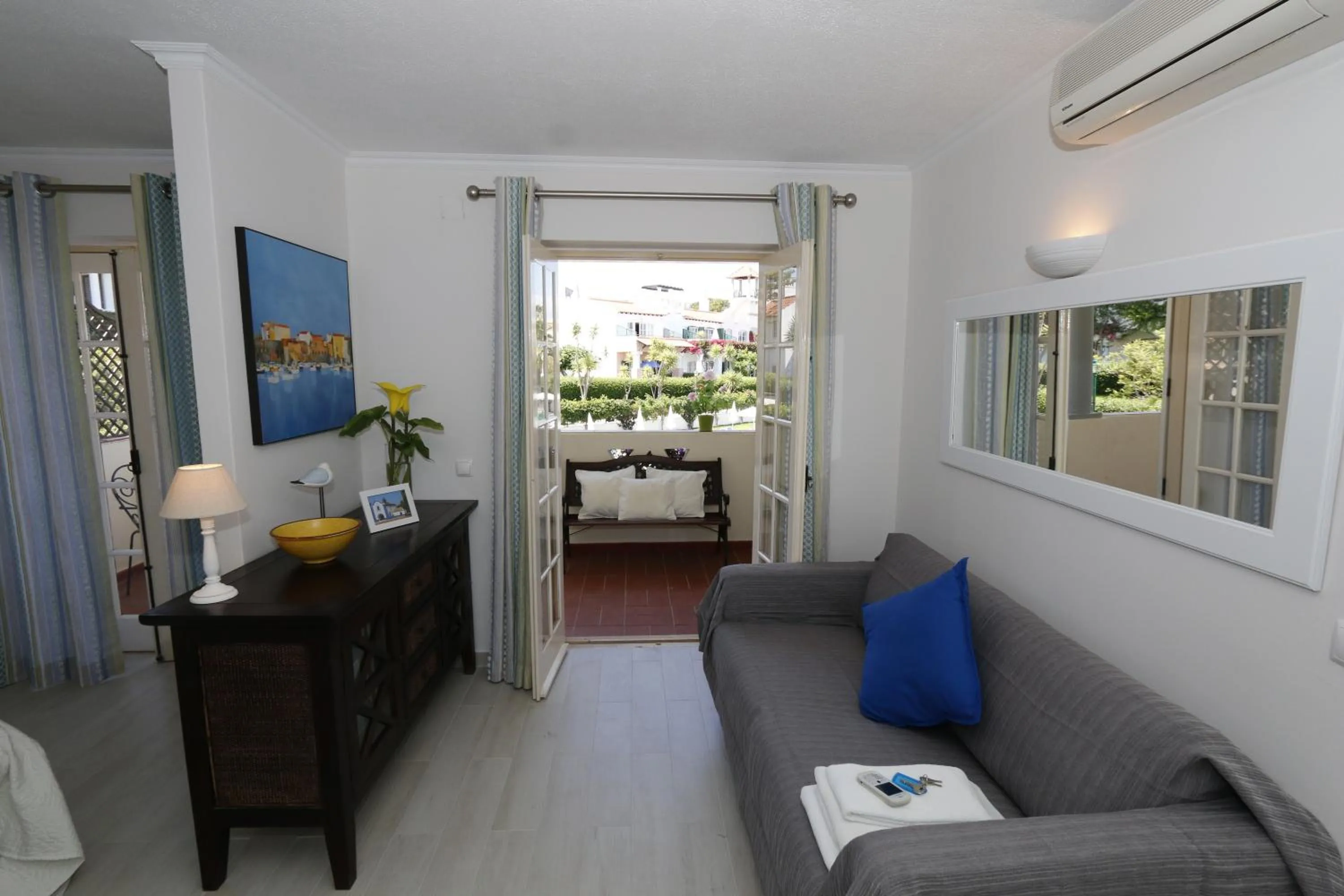 Living room in The Old Village, Prestige and Solar by Village 4U