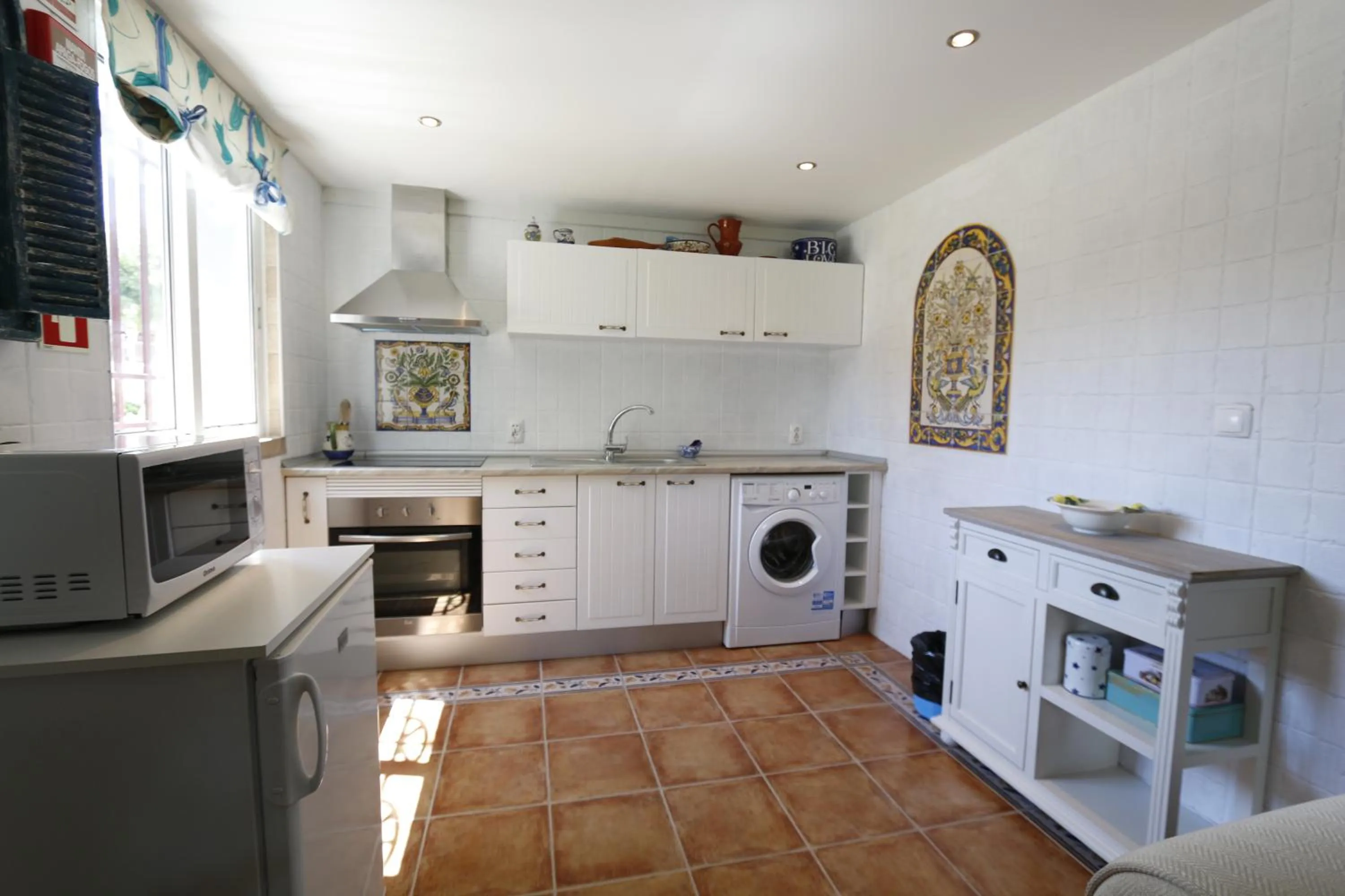 Kitchen or kitchenette in The Old Village, Prestige and Solar by Village 4U